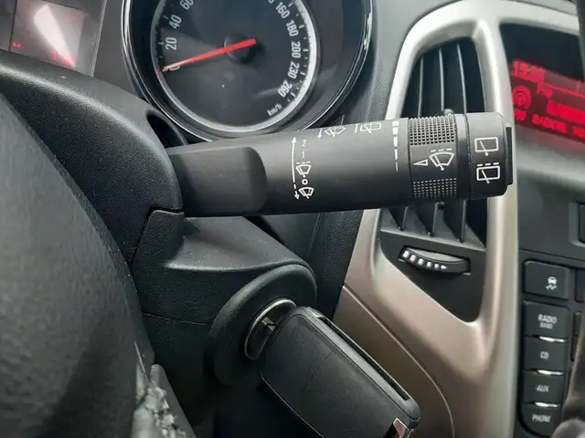 Opel Astra view 16