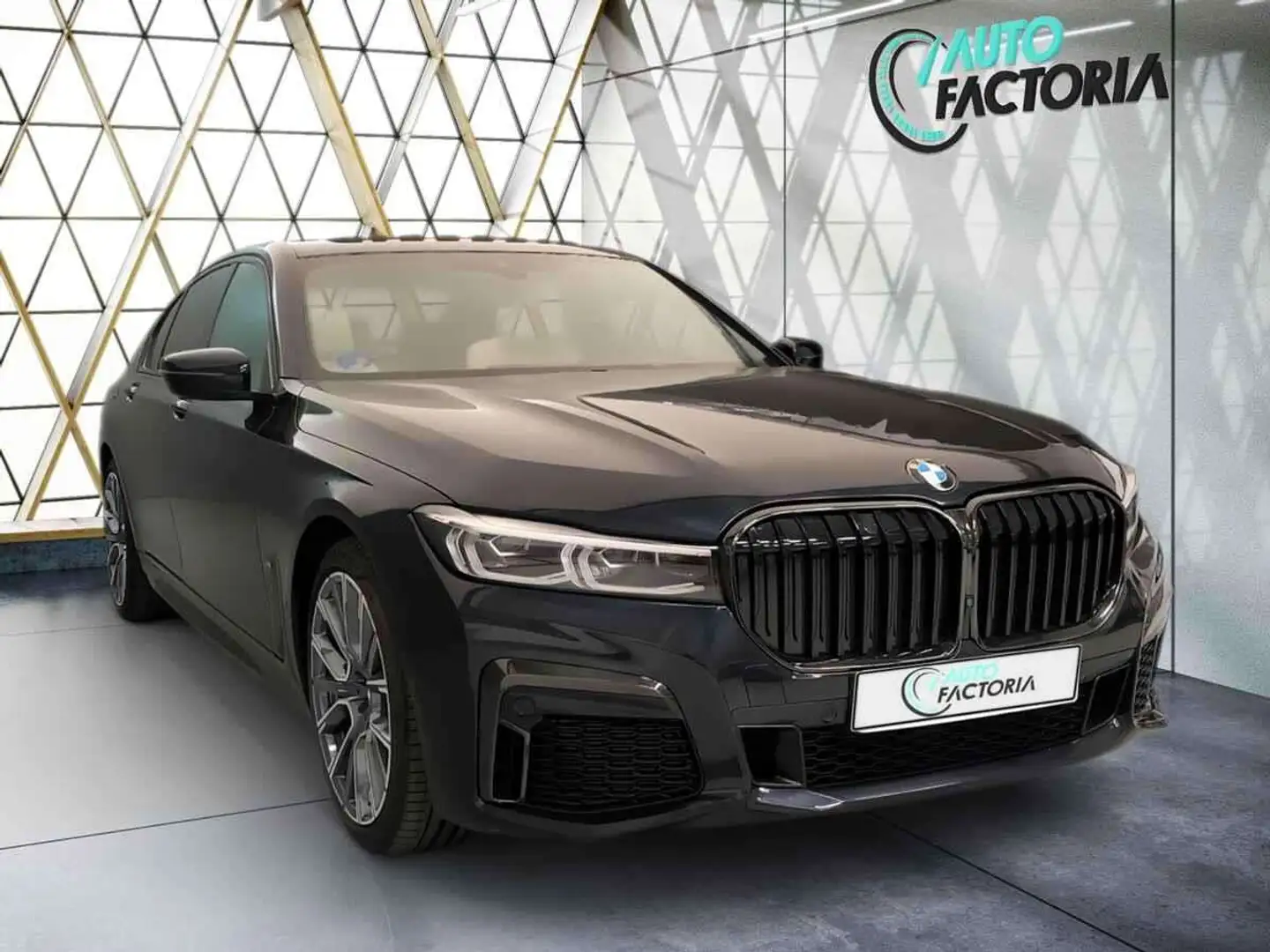 BMW 745 E -56% HYB 394cv BVA8 M Sport +T.PANO+GPS+Options Noir - 2