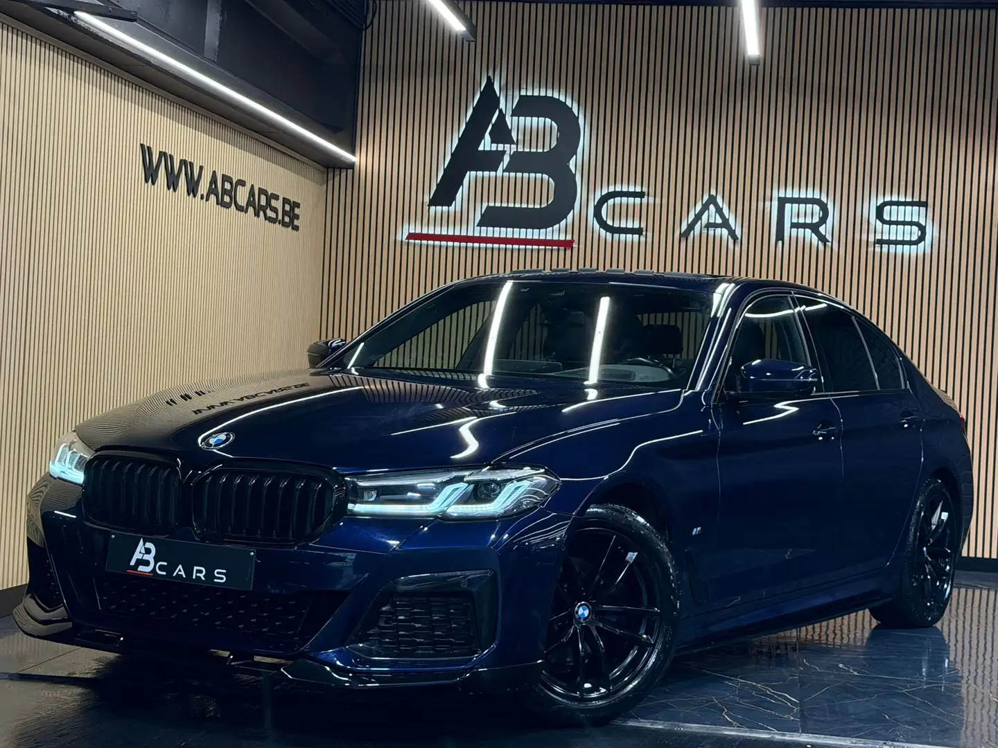 BMW 518 dA MHEV * PACK M PERFORMANCE * GAR 12 MOIS * Azul - 1