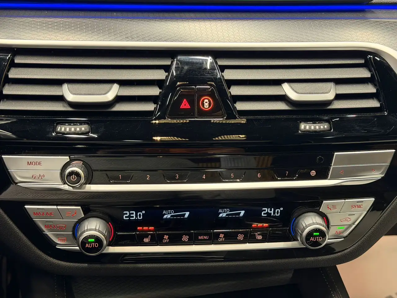 BMW 518 dA MHEV * PACK M PERFORMANCE * GAR 12 MOIS * 15