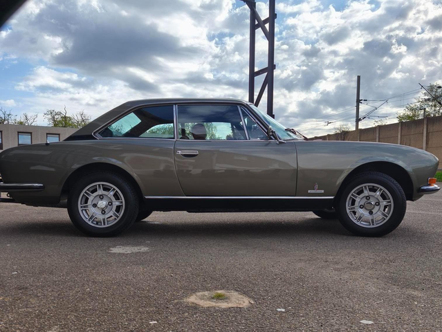 Peugeot 504 COUPE V6