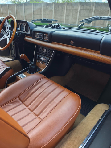 Peugeot 504 COUPE V6