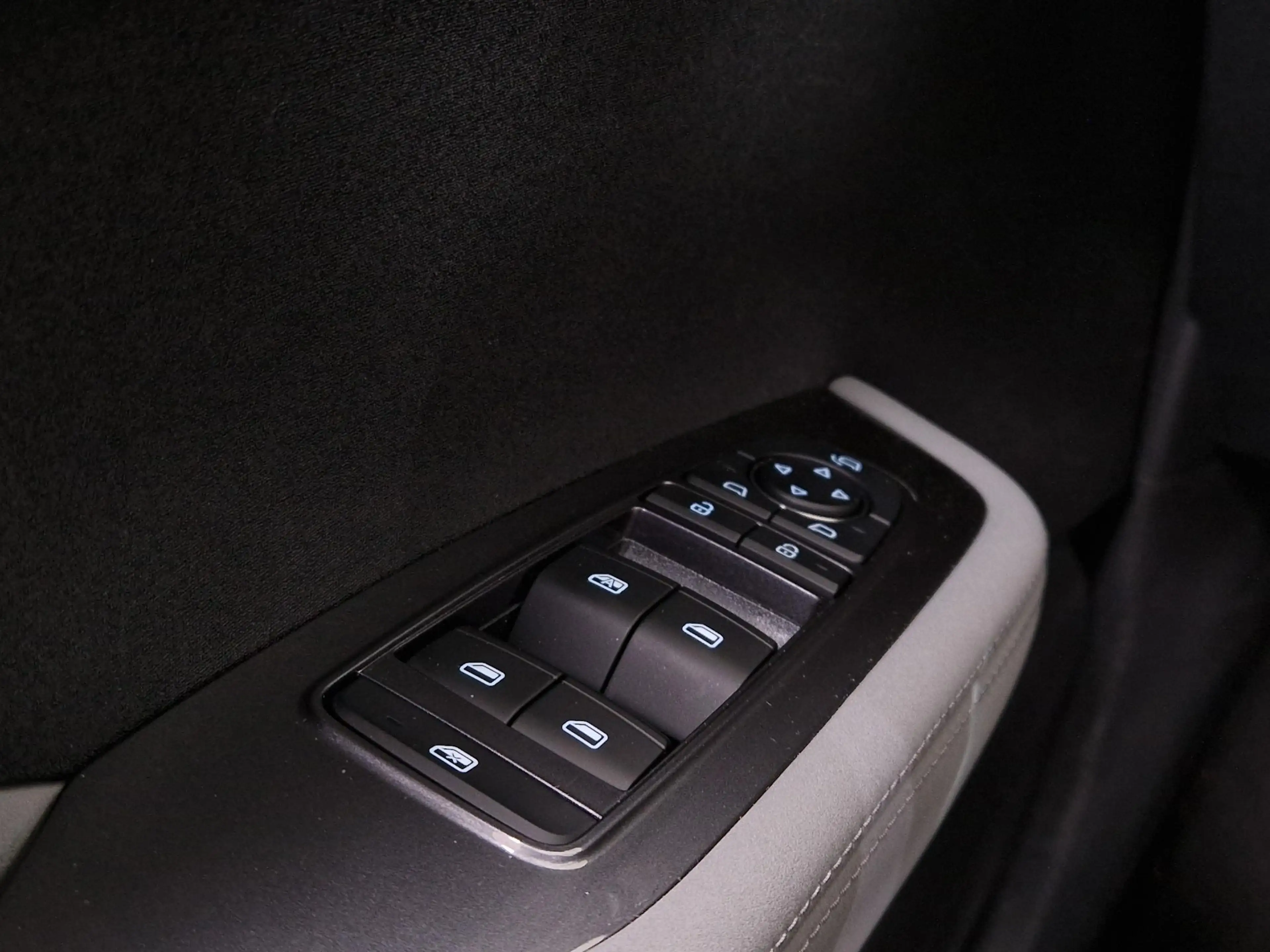 BYD Dolphin Surf Boost 43 kWh APPLE CARPLAY l ANDROID AUTO — photo 26