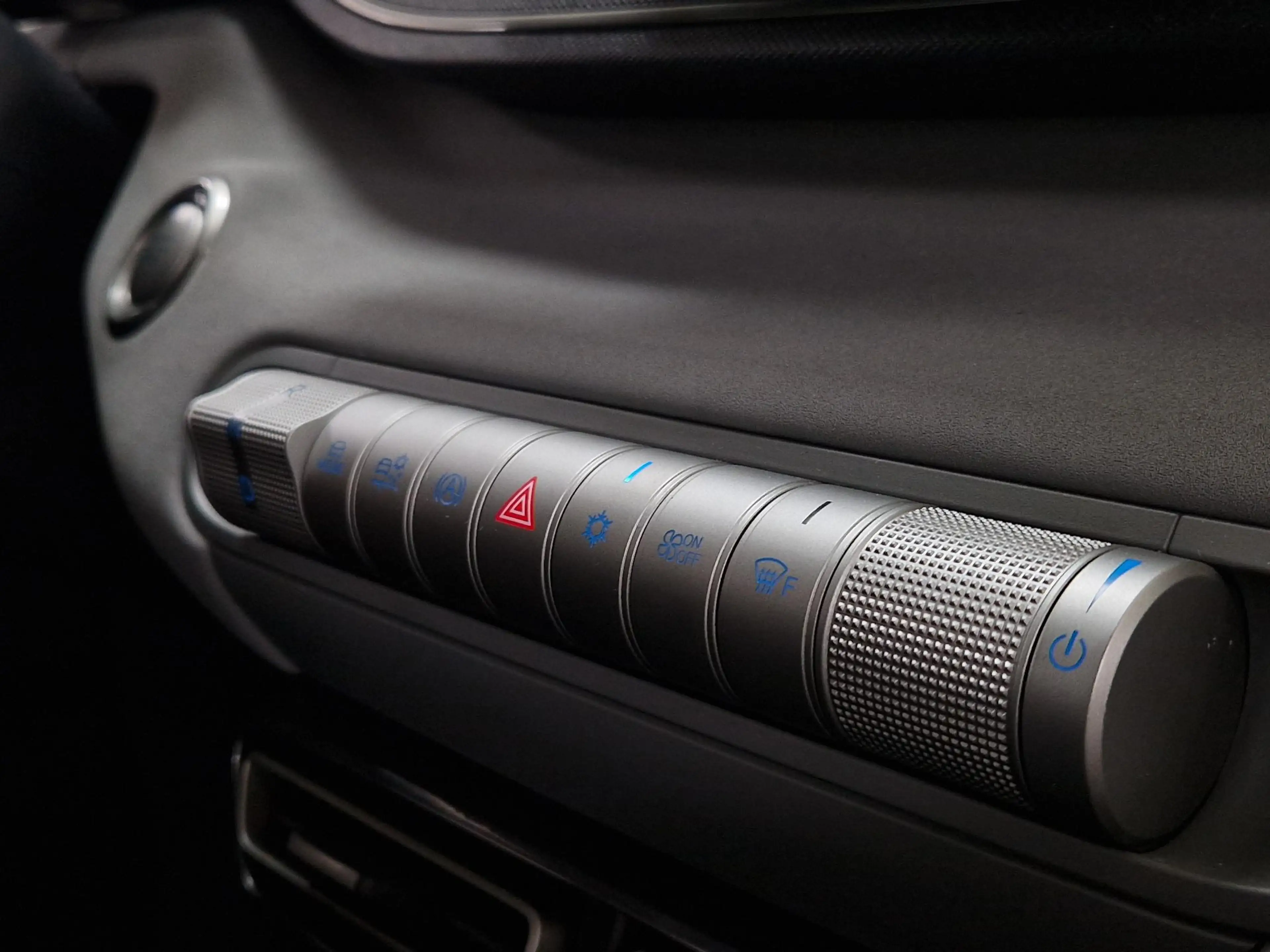 BYD Dolphin Surf Boost 43 kWh APPLE CARPLAY l ANDROID AUTO — photo 20