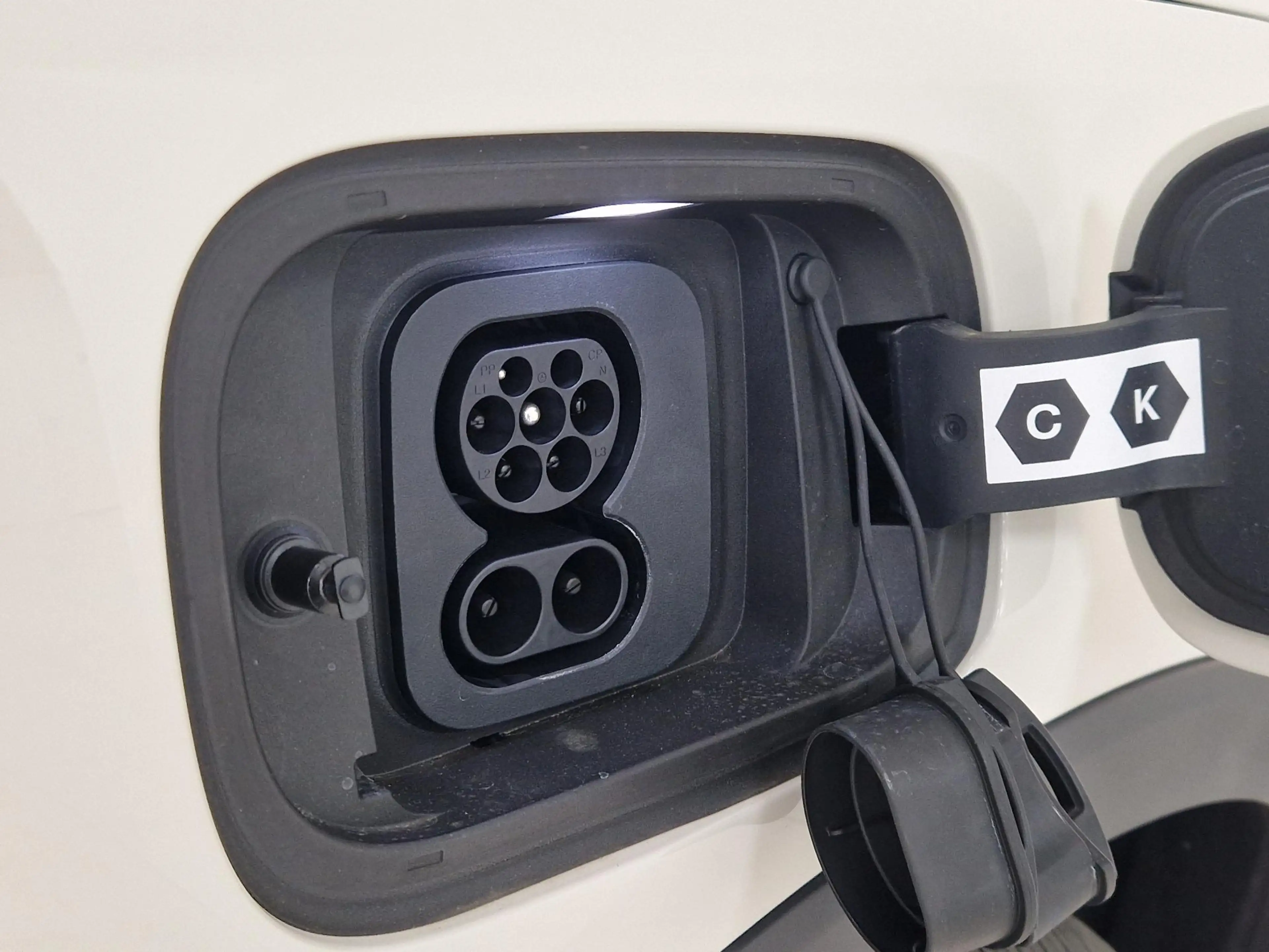 BYD Dolphin Surf Boost 43 kWh APPLE CARPLAY l ANDROID AUTO — photo 28
