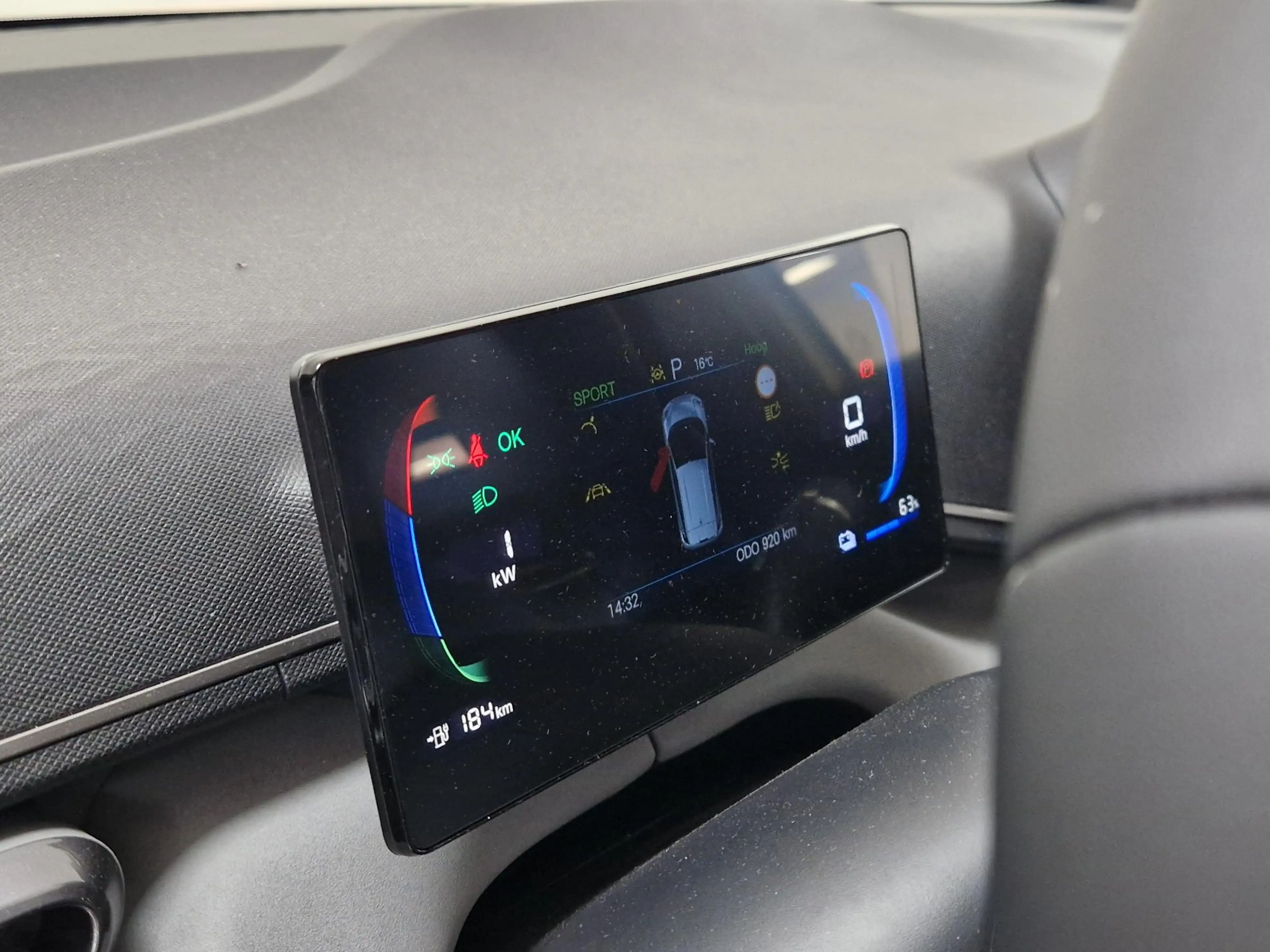 BYD Dolphin Surf Boost 43 kWh APPLE CARPLAY l ANDROID AUTO — photo 12