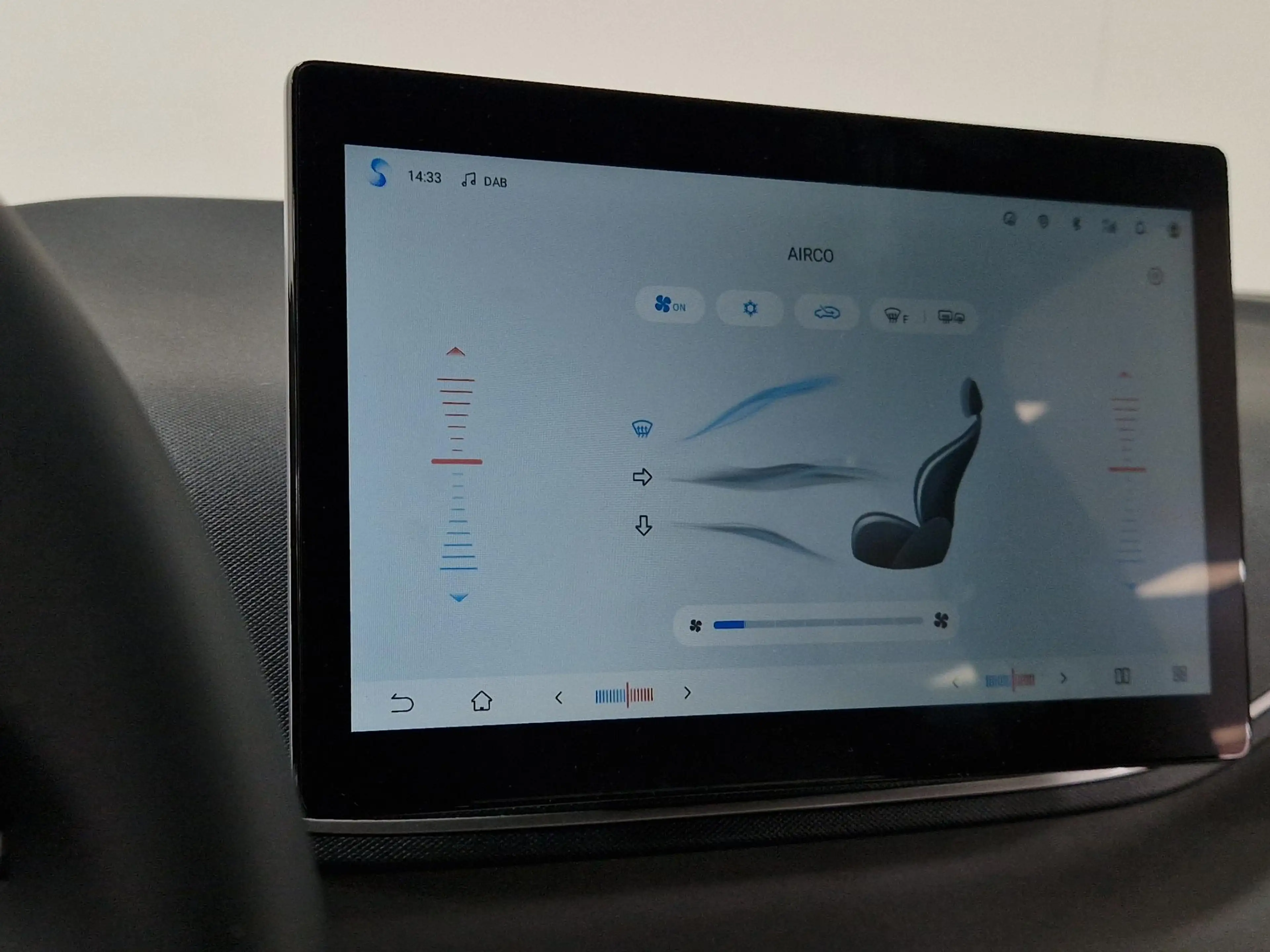 BYD Dolphin Surf Boost 43 kWh APPLE CARPLAY l ANDROID AUTO — photo 17