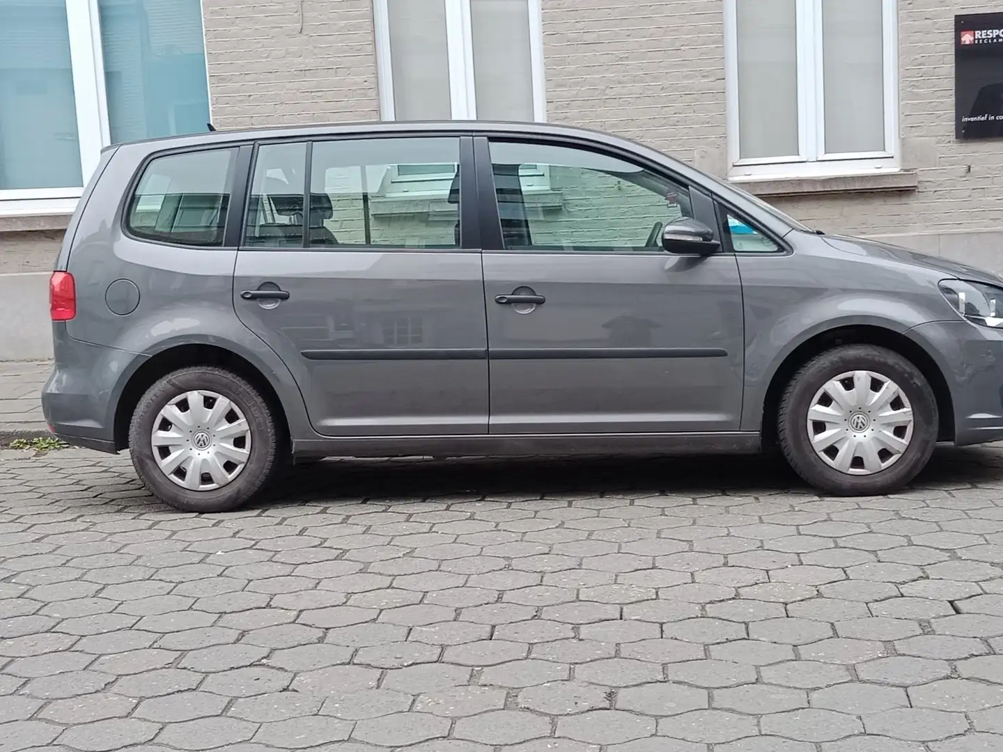 Volkswagen Touran 1.6 77 kw - 1