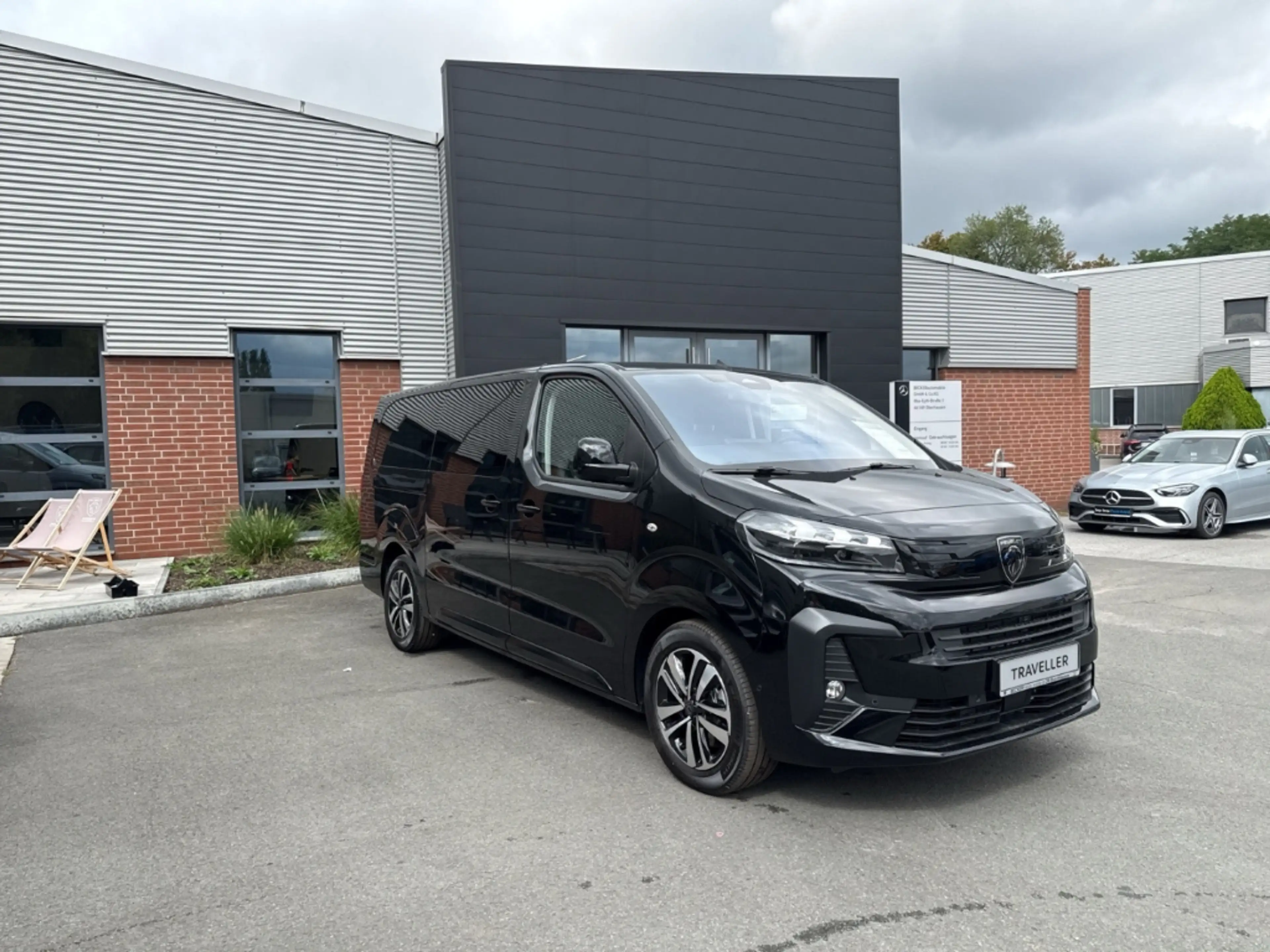 Peugeot Traveller Allure L3 7-Sitzer*Navi*EPH*Kamera*Leder*Alu*Keyle — photo 3