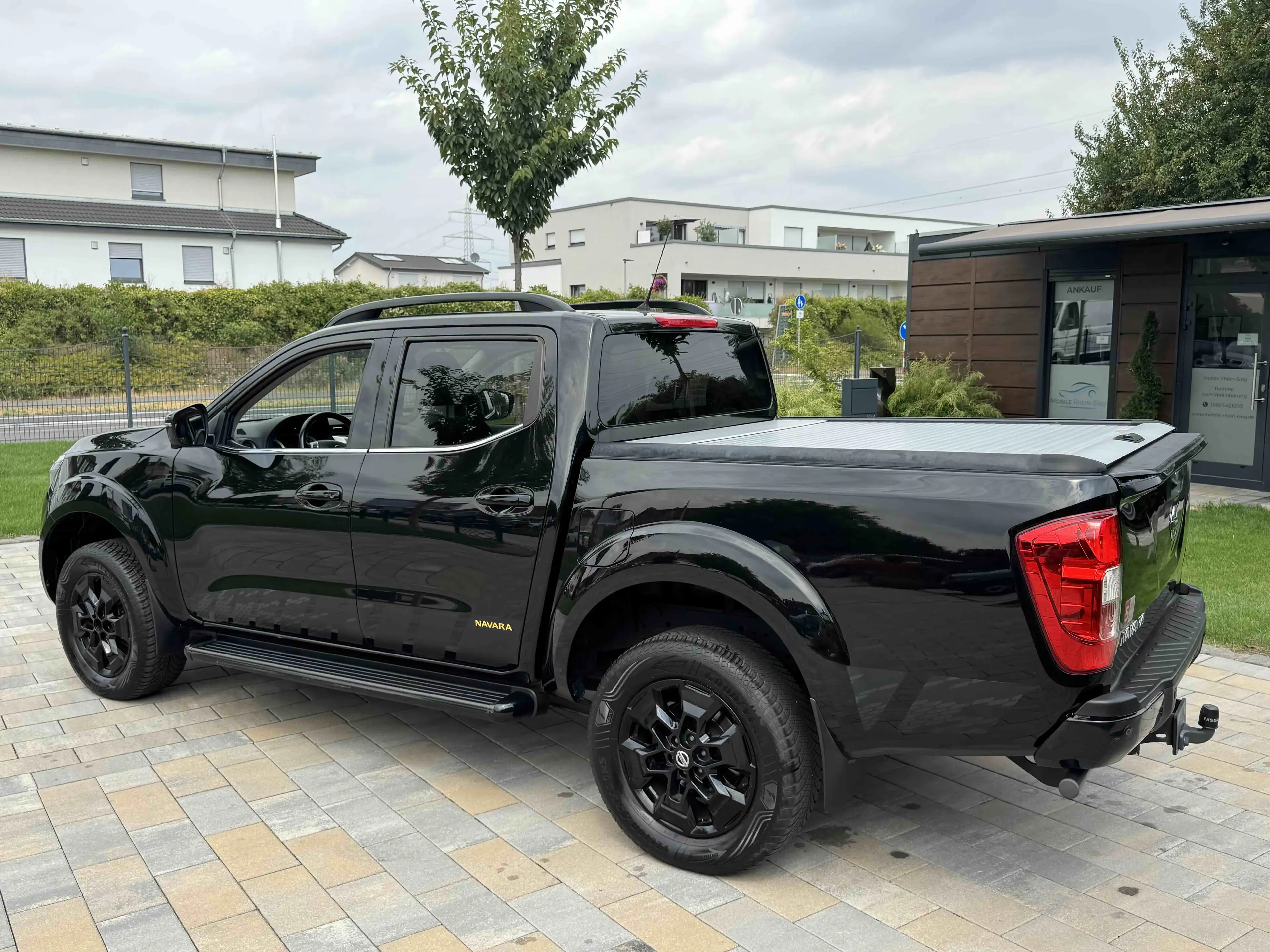 Nissan Navara NP300 N-Guard Double Cab 4x4 *CAM*Navi*LED*DAB* — photo 15