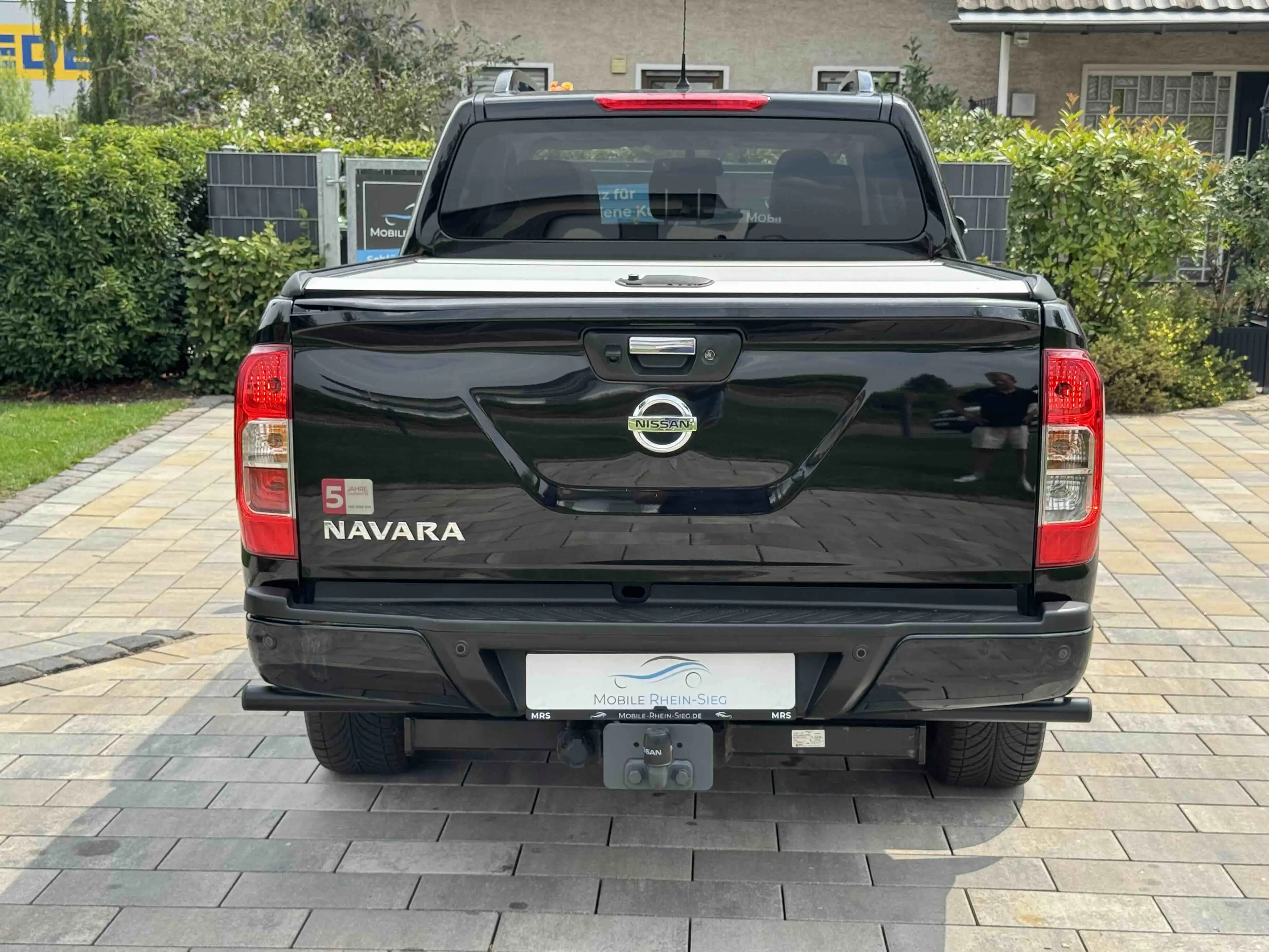 Nissan Navara NP300 N-Guard Double Cab 4x4 *CAM*Navi*LED*DAB* — photo 5