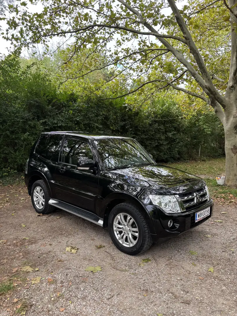 Mitsubishi Pajero Intense Österreich 3,2 DI-D TD - 2