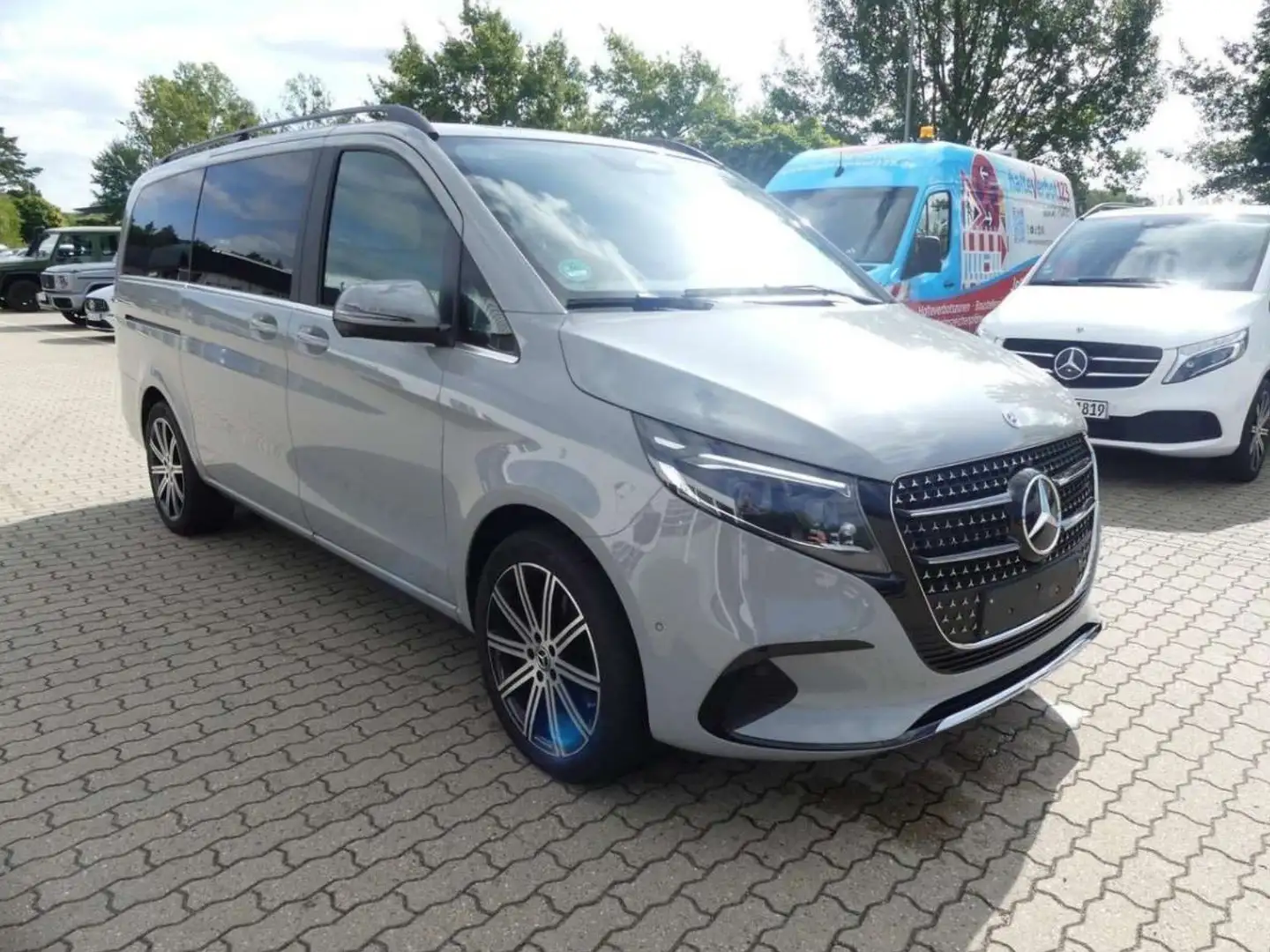 Mercedes-Benz V 300 V300d L 4M AVANTGARD AIRMATIC AHK MLED Led.beige Gris - 2