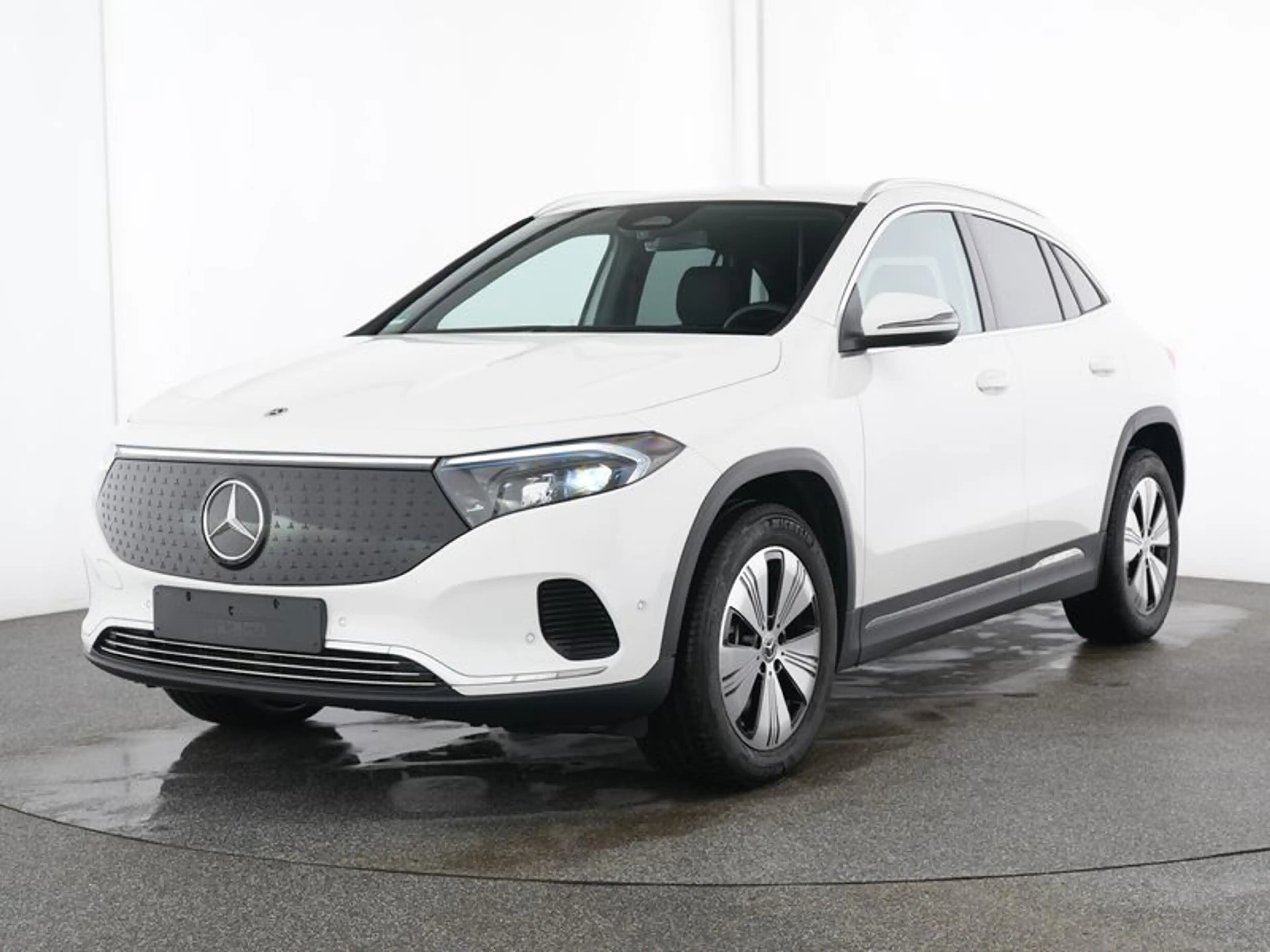 Mercedes-Benz EQA 300 4M Progressive*Advanced*LED*Kamera*DAB*