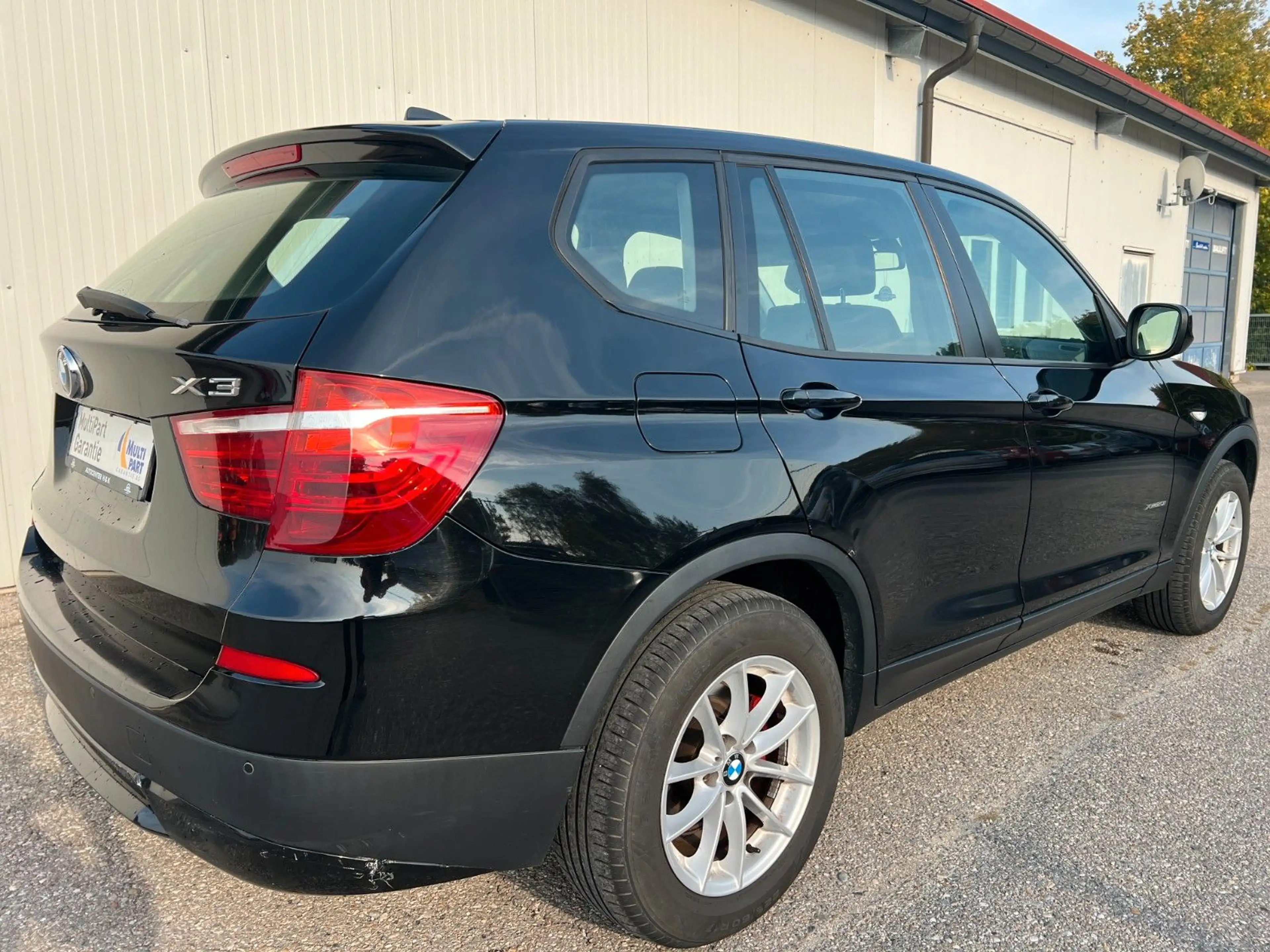 BMW X3 xDrive 20i *NAVI*AHK*KLIMA*SHZ* — photo 8