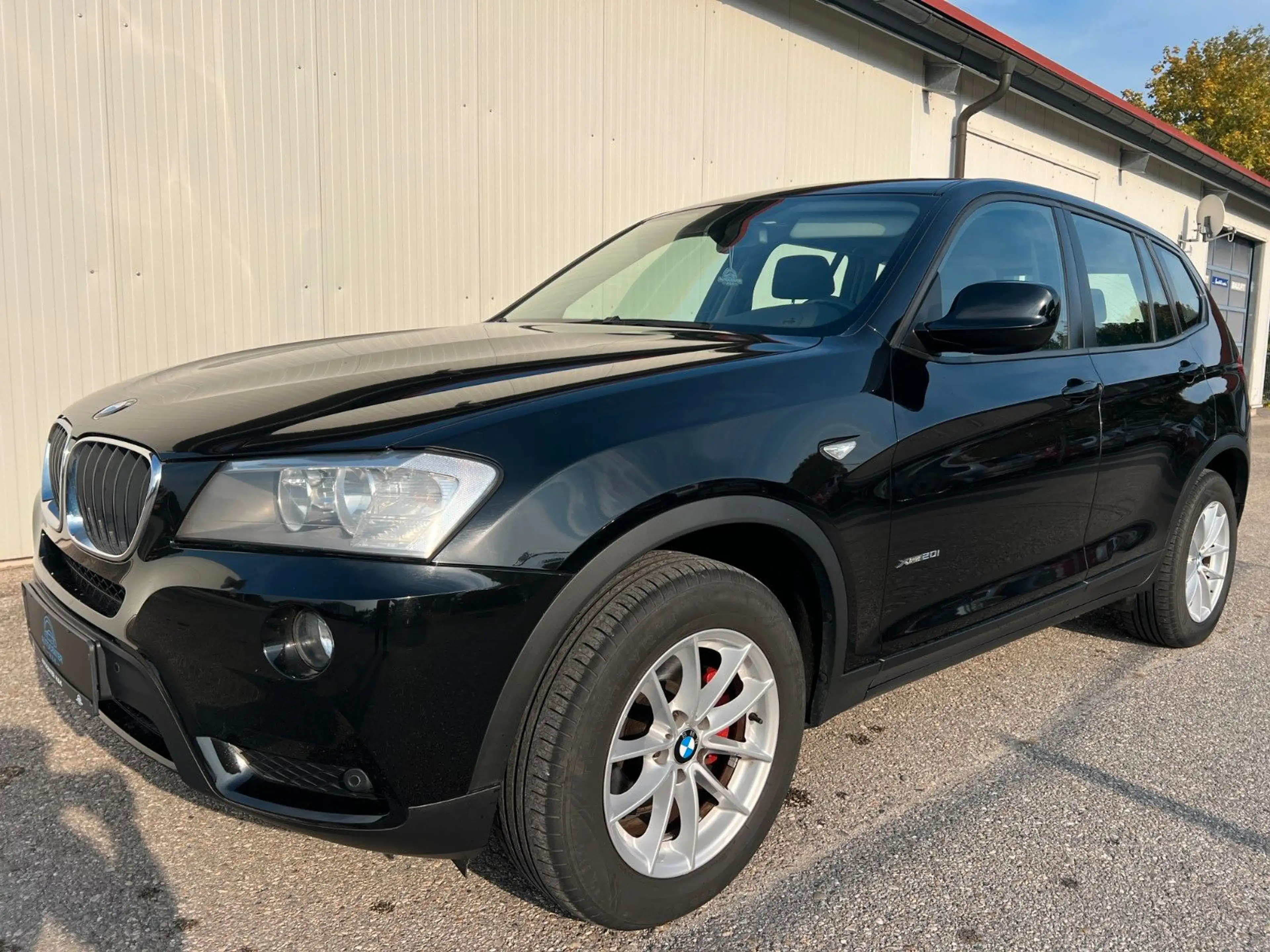 BMW X3 xDrive 20i *NAVI*AHK*KLIMA*SHZ* — photo 4