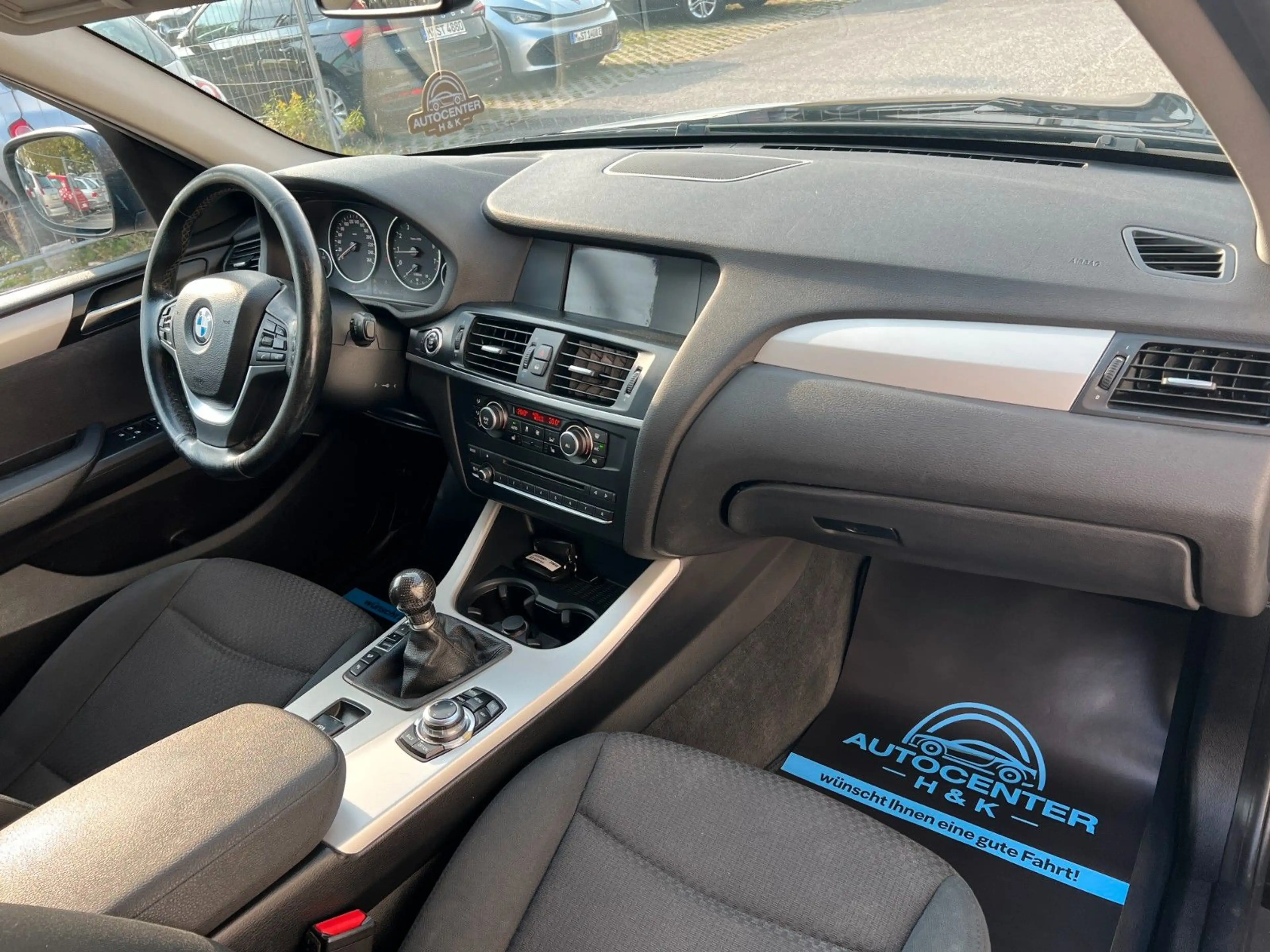 BMW X3 xDrive 20i *NAVI*AHK*KLIMA*SHZ* — photo 12