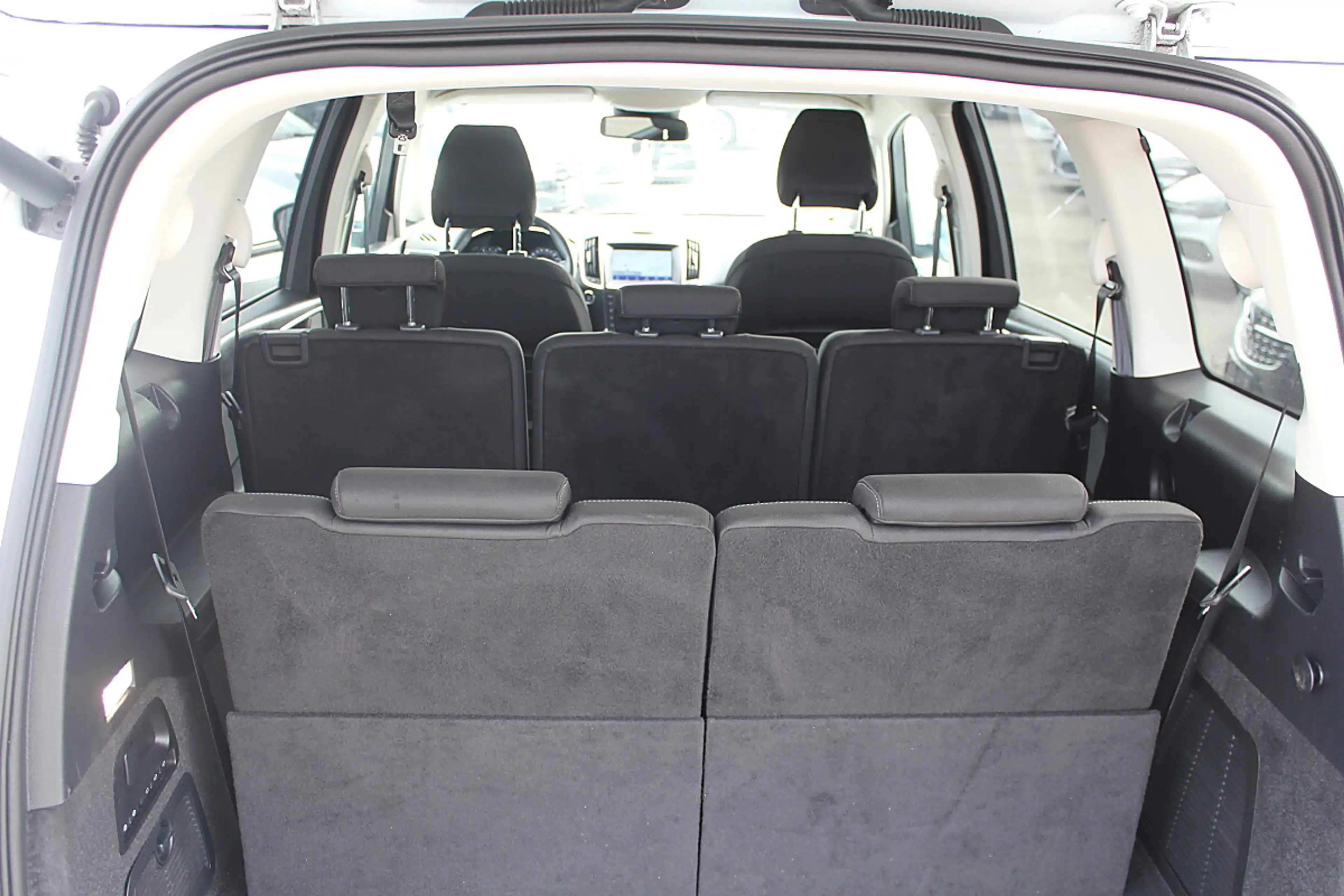Ford Galaxy 2,0 EcoBlue Titanium LED 7-Sitz ACC KAMERA Keyl... — photo 15