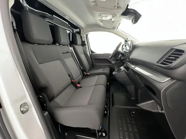 Opel Vivaro view 9