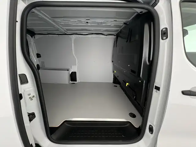 Opel Vivaro view 10