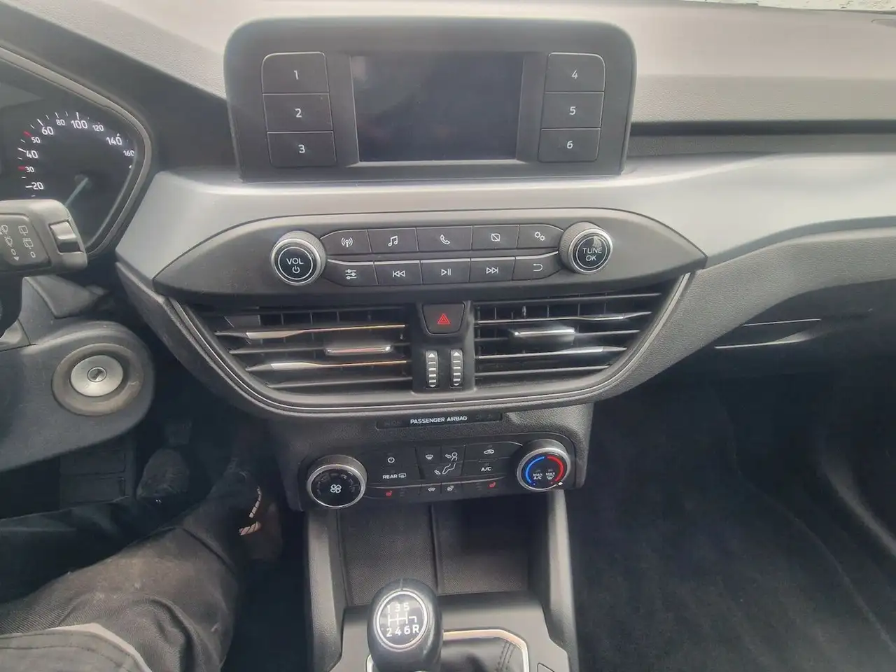 Ford Focus 1.0 EcoBoot Trend, миниатюра 15