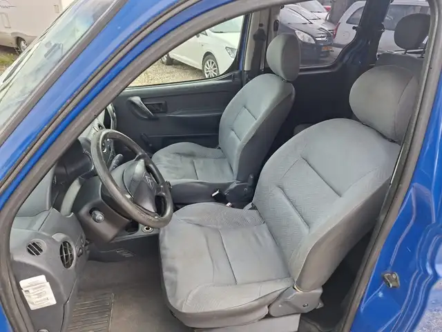 Citroen Berlingo view 5