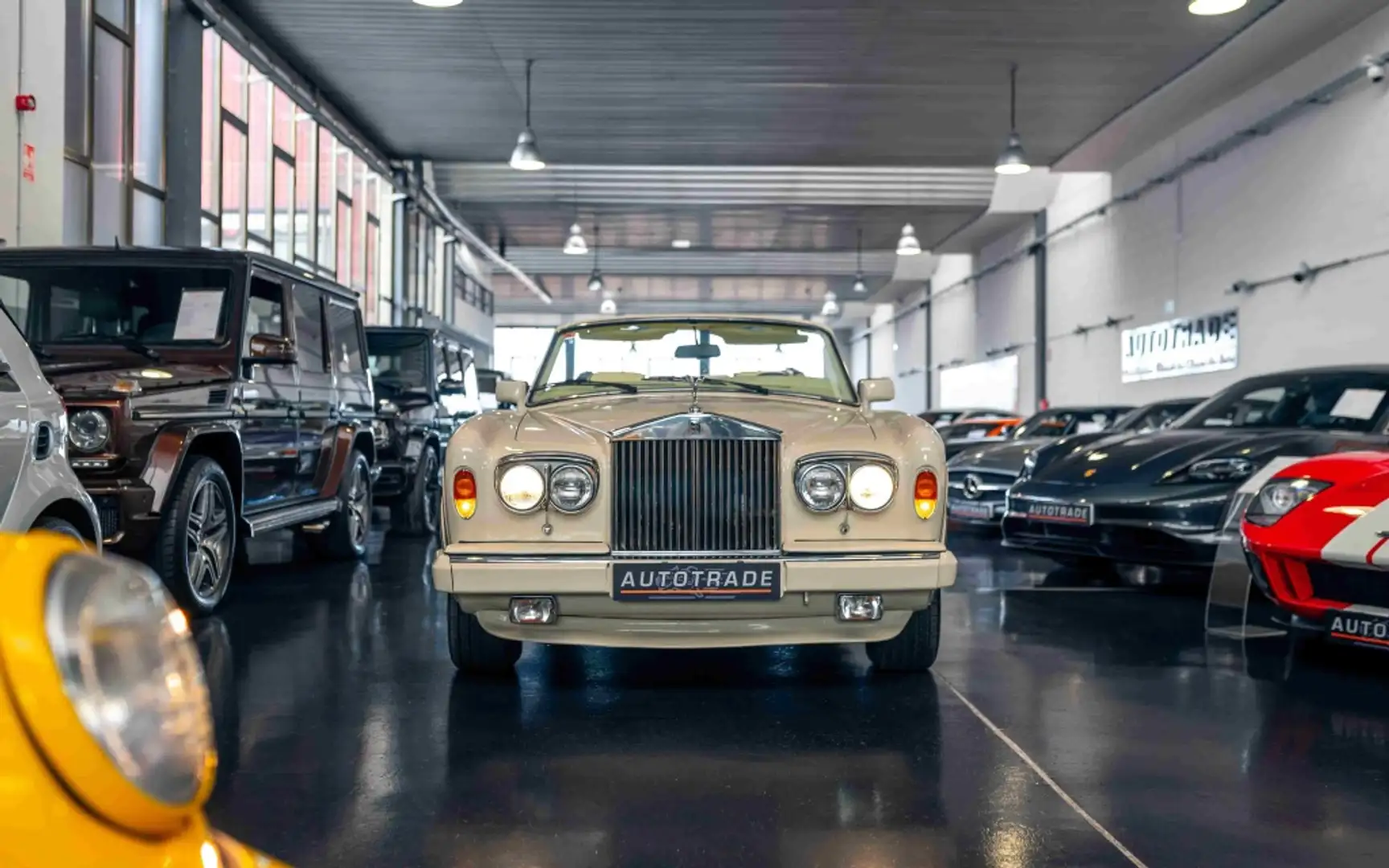 Rolls-Royce Corniche Coupé Blanco - 2
