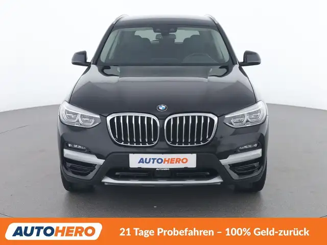 BMW X3 view 9