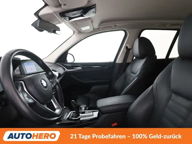 BMW X3 view 10
