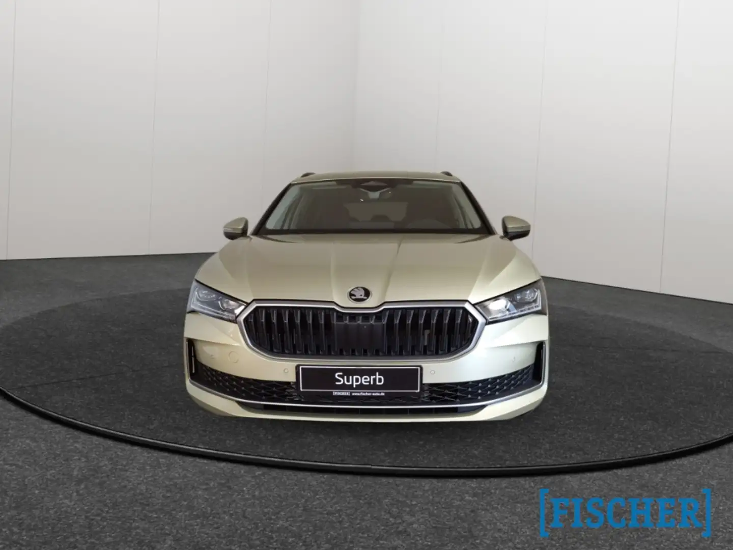 Skoda Superb Combi 1.5TSI DSG Selection Matrix Navi AHK Gelb - 2