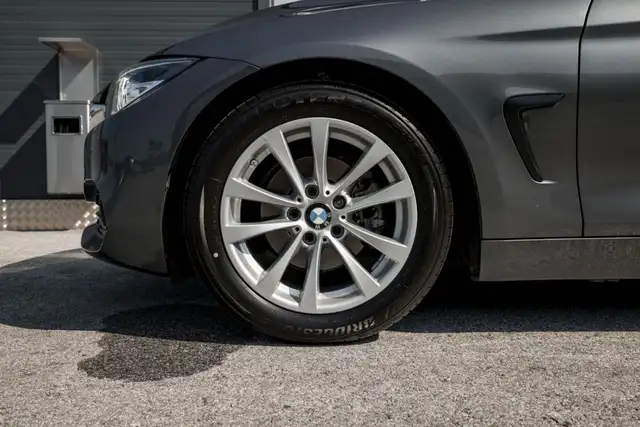 BMW 4 Series view 12