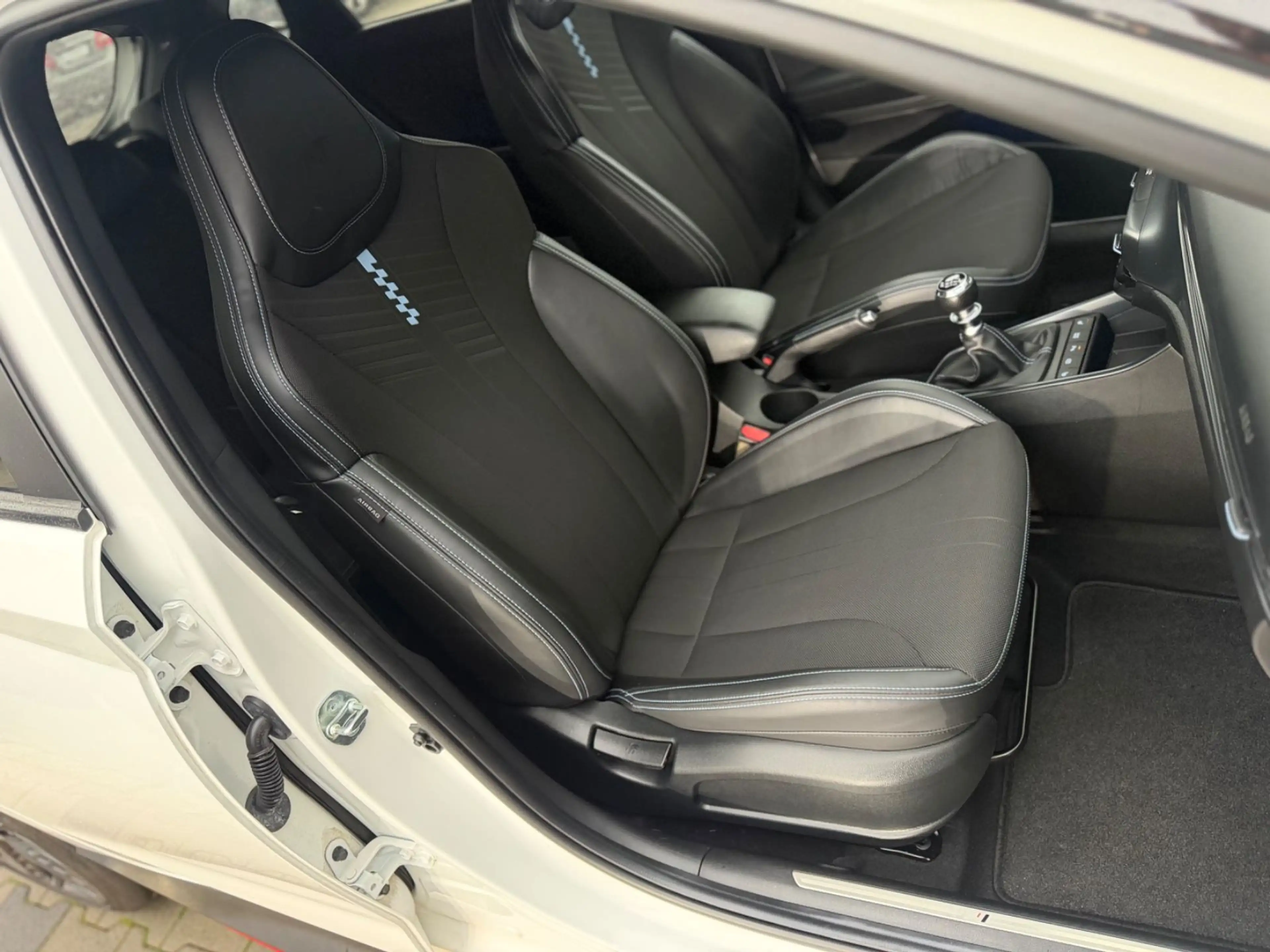 Hyundai i20 N Performance Digital Cockpit Bose LED 18"LM — photo 15