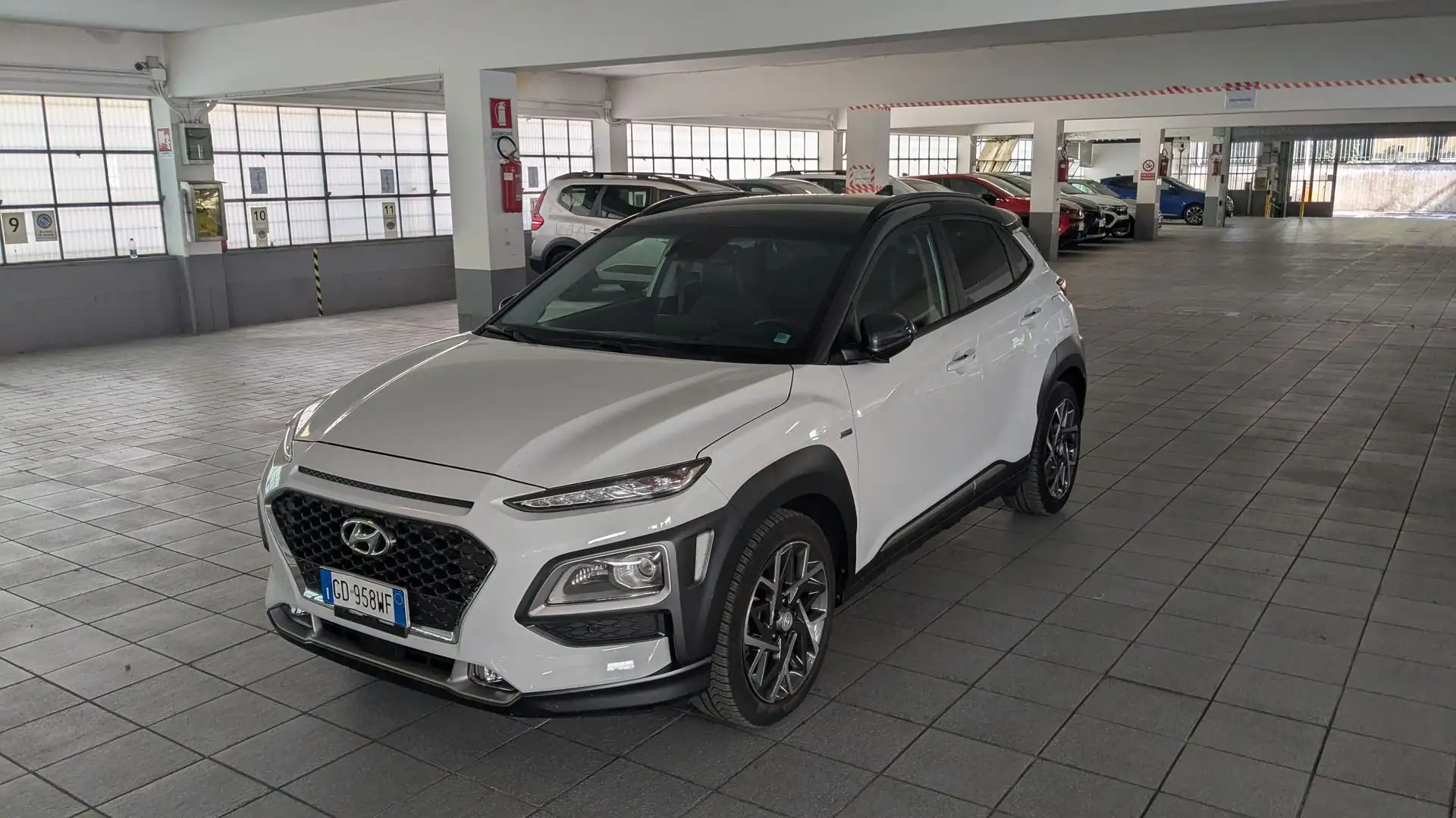 Hyundai KONA Kona HEV 1.6 DCT Exellence Bianco - 1