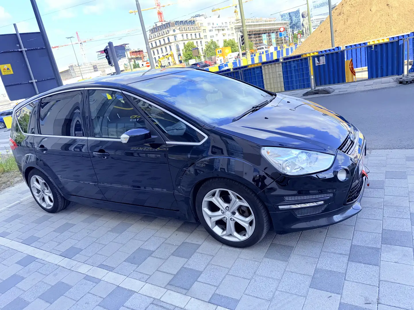Ford S-Max Ford S-Max 2.0 TDCI S-Titanium Power-Shift Schwarz - 1