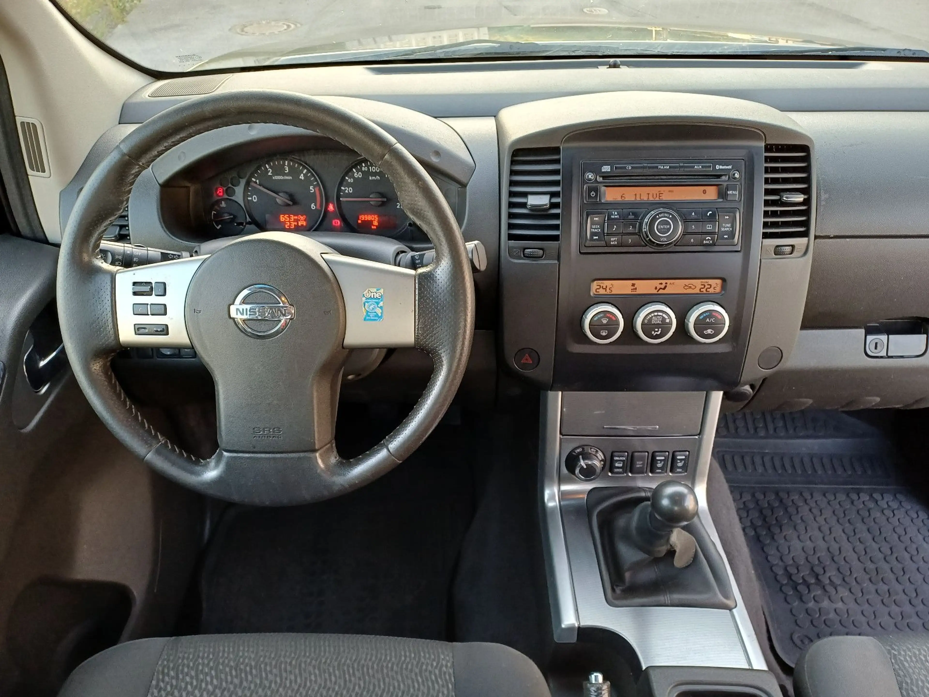 Nissan Navara Pickup Double Cab 4X4/LKW-Zulassung/Euro5 — photo 9