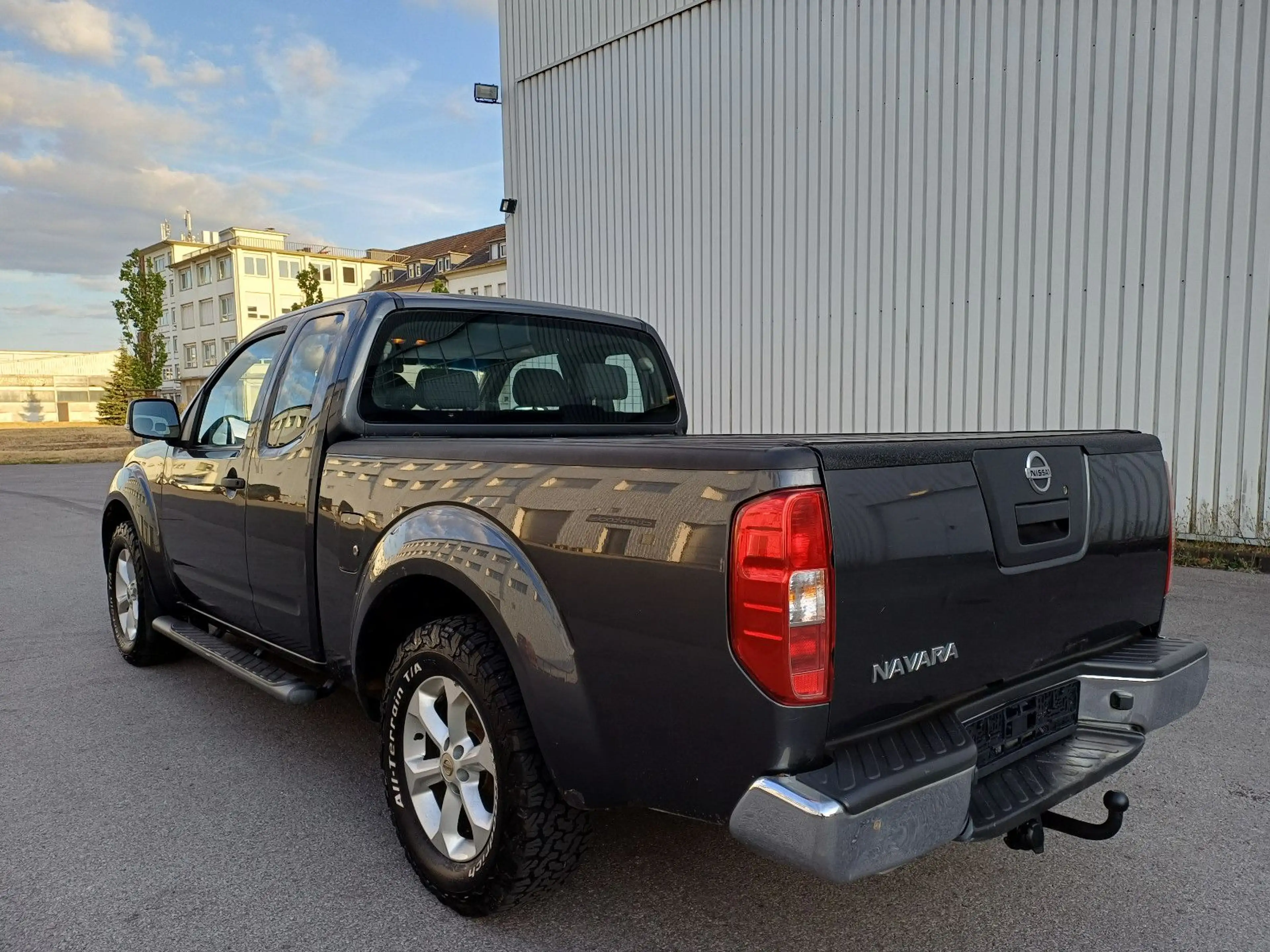 Nissan Navara Pickup Double Cab 4X4/LKW-Zulassung/Euro5 — photo 7