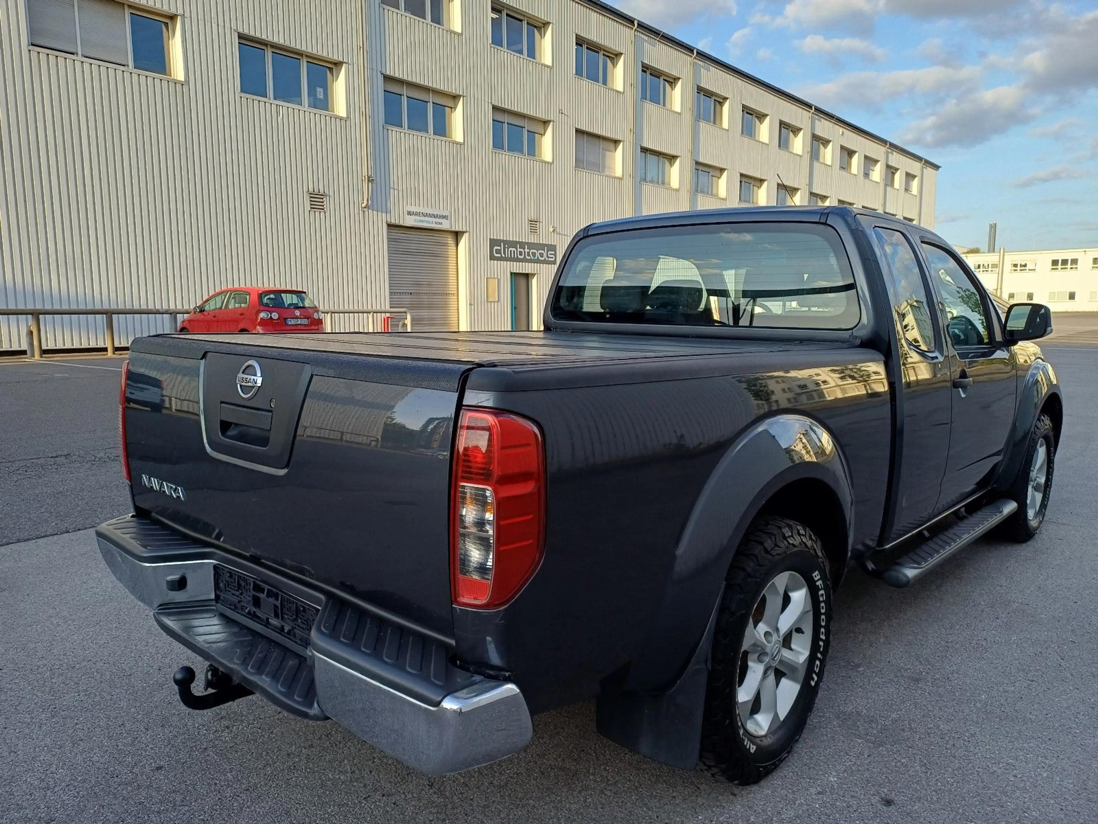 Nissan Navara Pickup Double Cab 4X4/LKW-Zulassung/Euro5 — photo 8