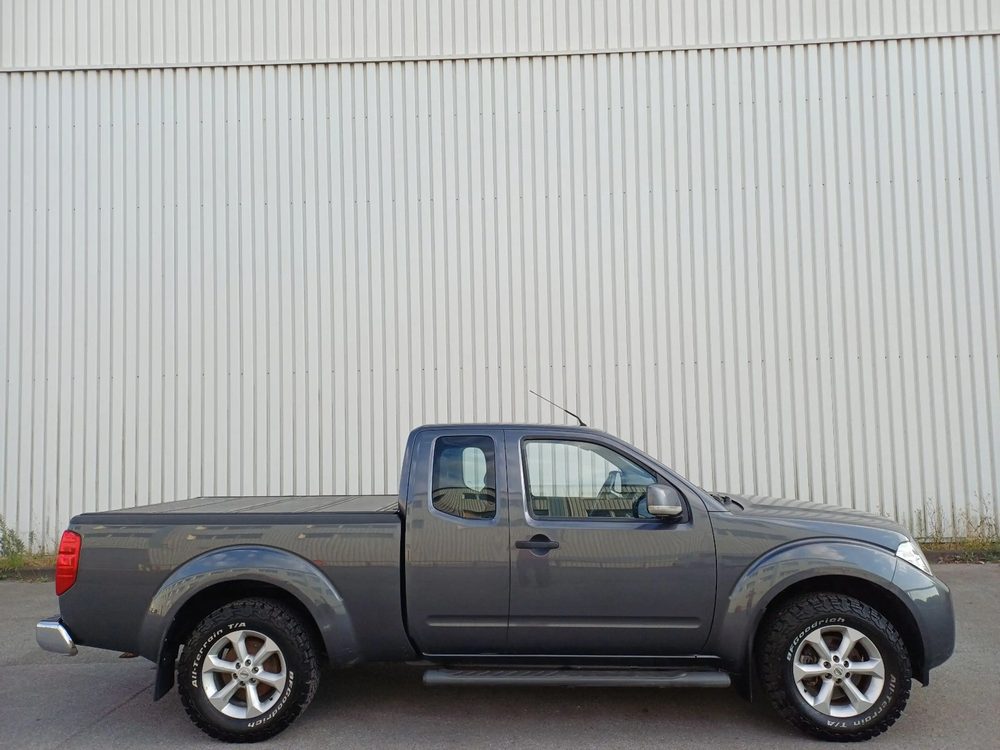 Nissan Navara Pickup Double Cab 4X4/LKW-Zulassung/Euro5 — photo 4