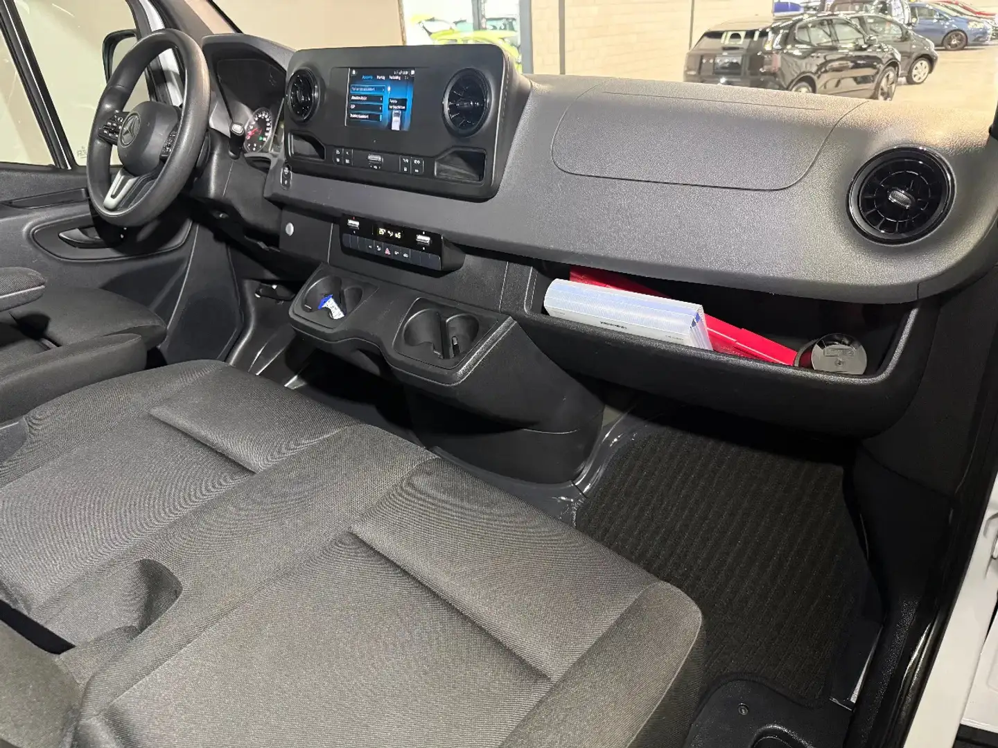 Mercedes-Benz Sprinter 316 CDI L2H2 l 2x SCHUIFDEUR l NAVI l AUTOMAAT l C Wit - 2
