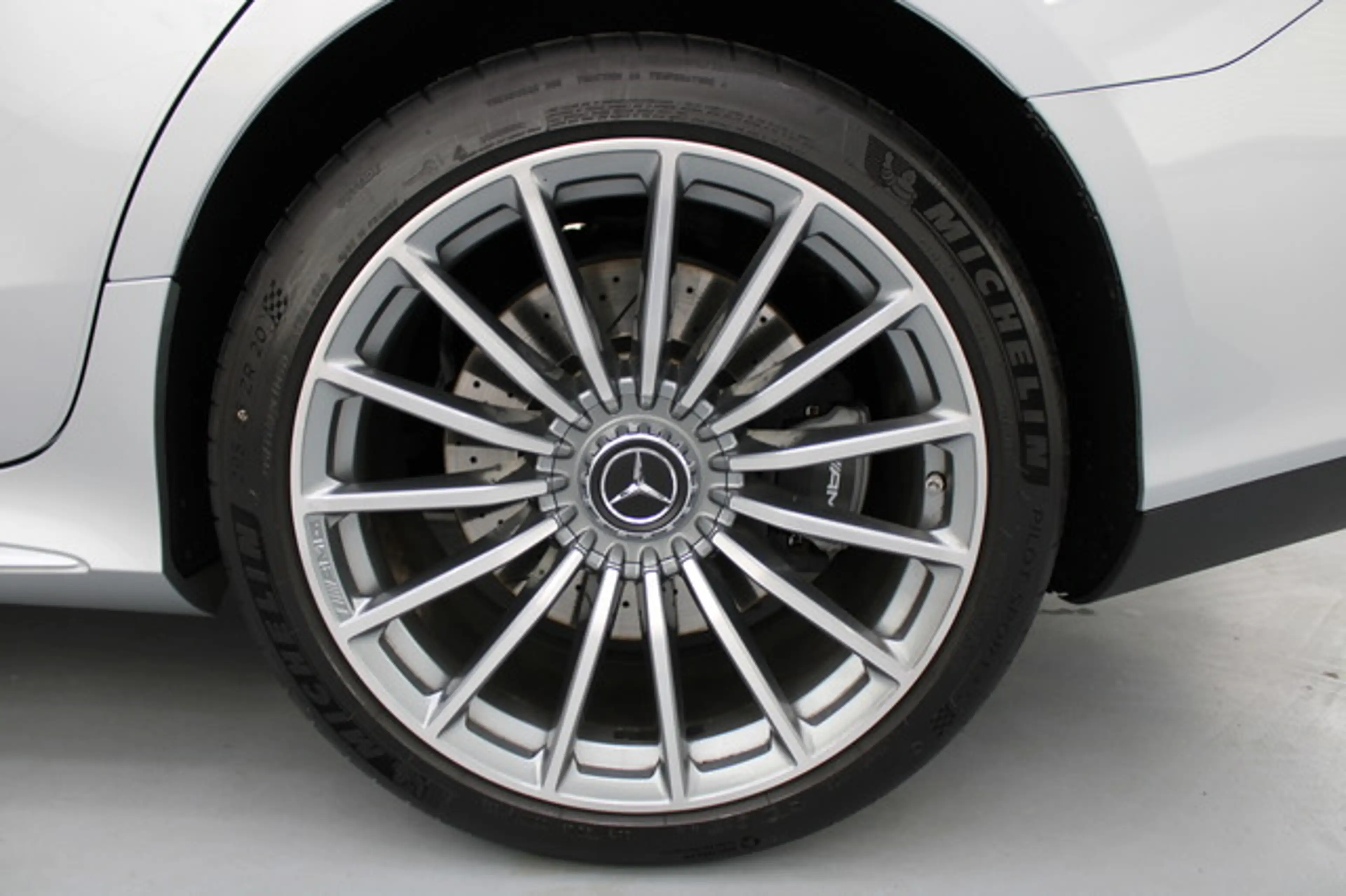 Mercedes-Benz AMG GT 43 Burmester/Multibeam/Night/Klappenabgas — photo 11