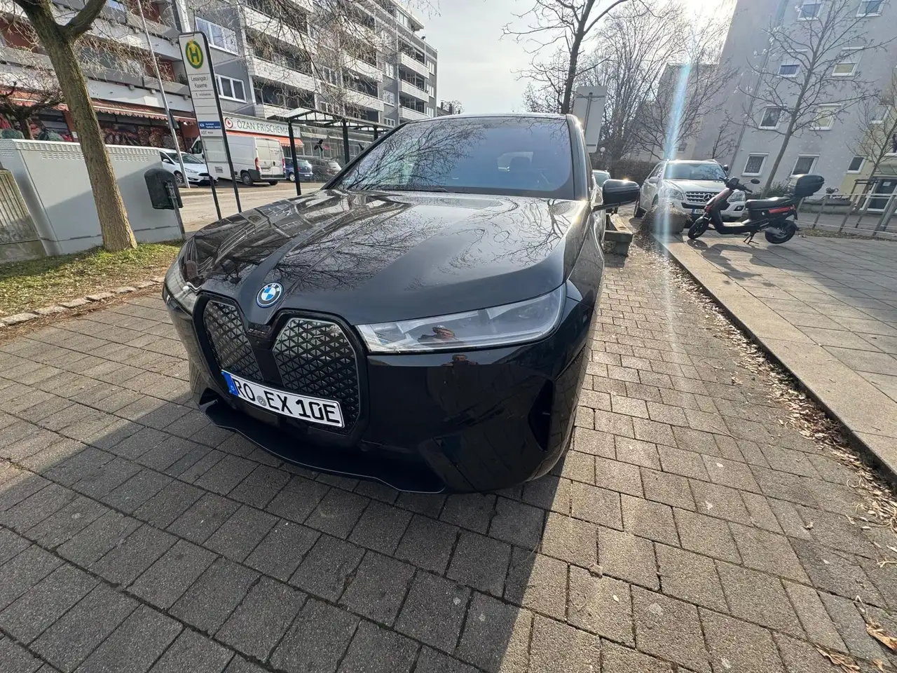 BMW iX