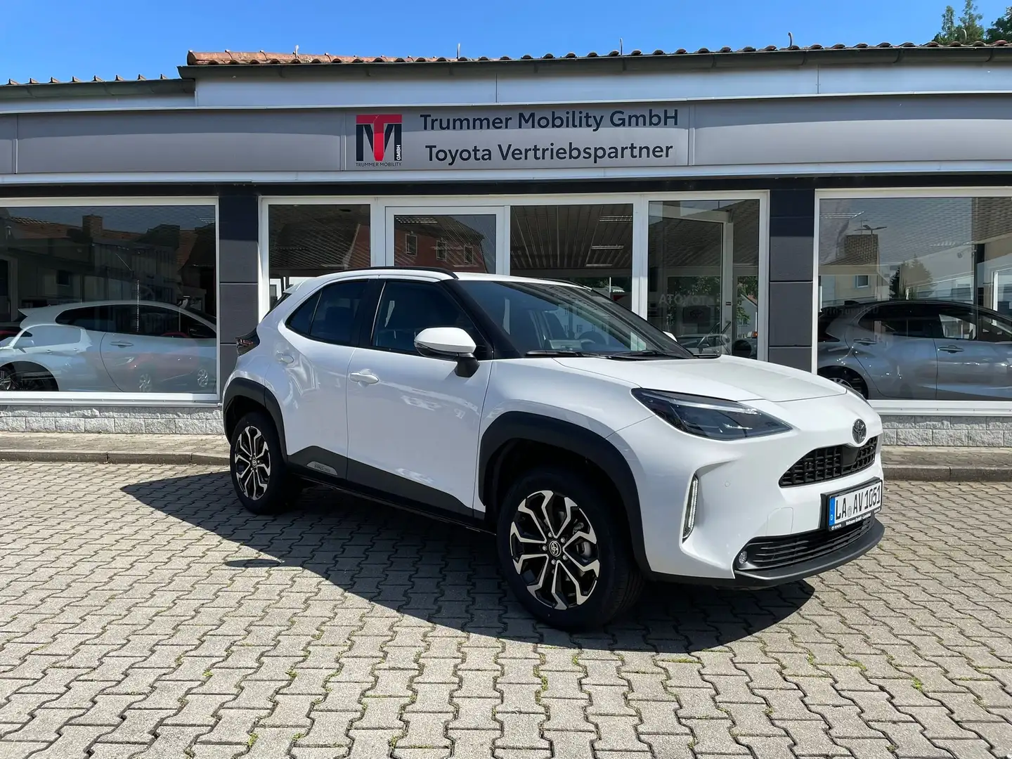 Toyota Yaris Cross Hybrid FWD Teamplayer Alb - 1