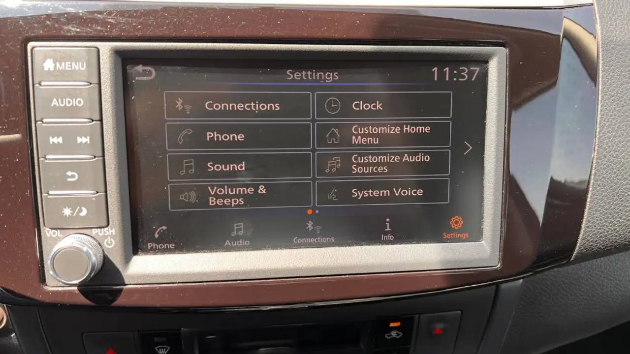 Nissan Sentra снимка Nissan Sentra