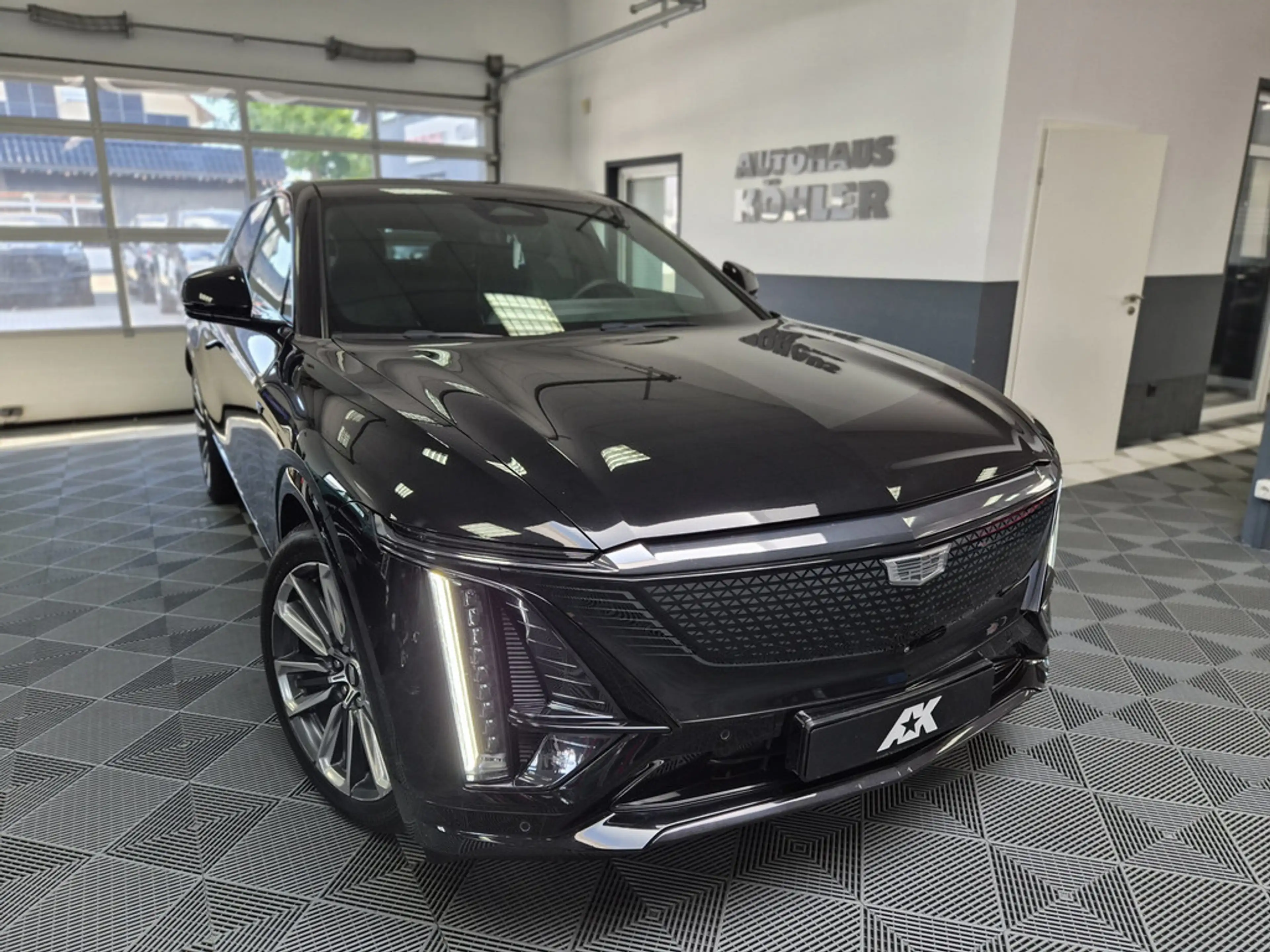 Cadillac Lyriq Sport AWD 21"Leder AKG-Sound Pano VOLL — photo 6