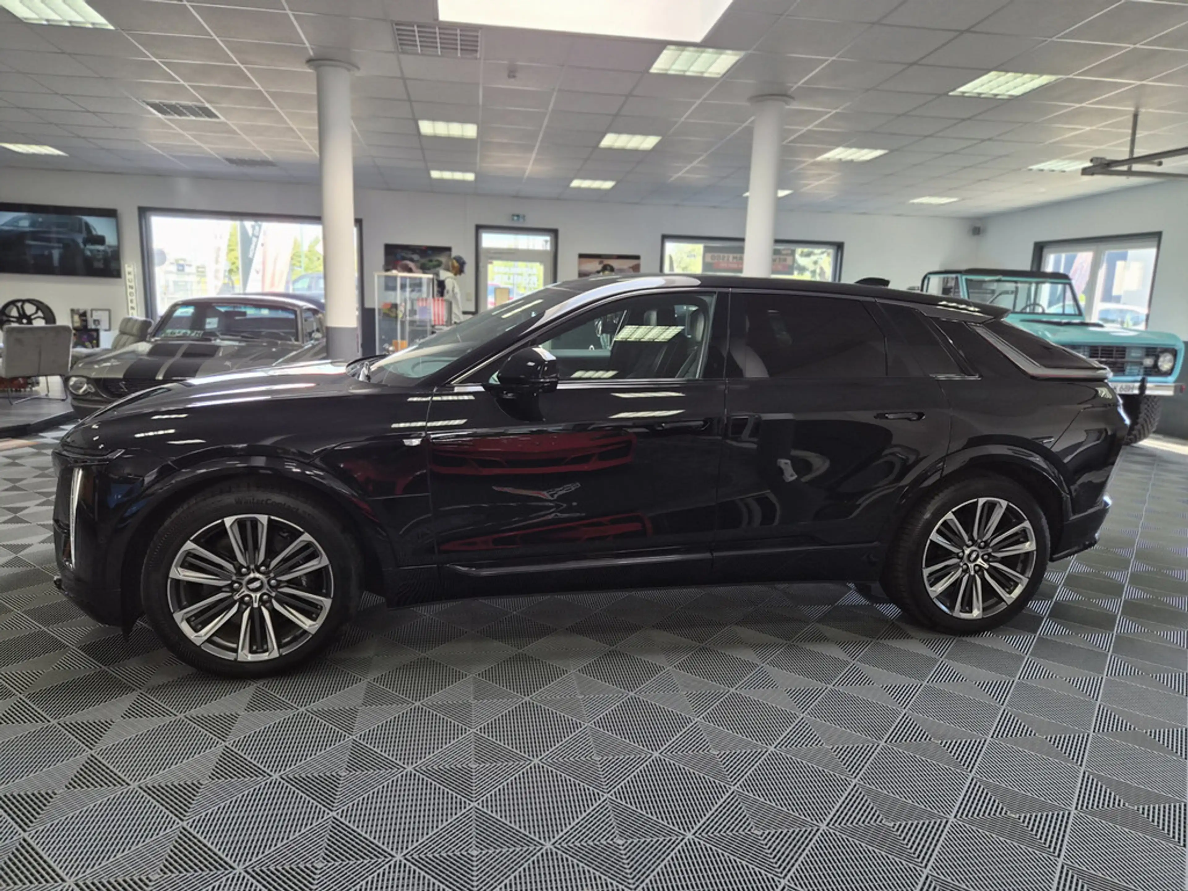 Cadillac Lyriq Sport AWD 21"Leder AKG-Sound Pano VOLL — photo 11