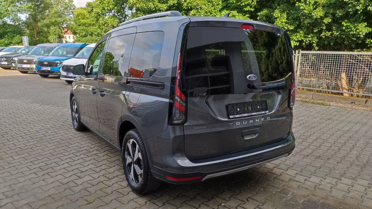 Ford Tourneo Connect 2026