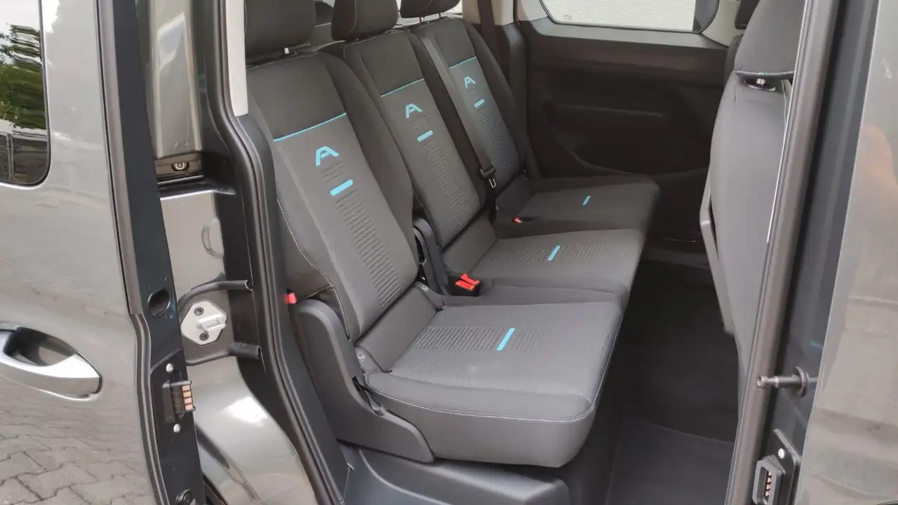 Ford Tourneo Connect 2026 — фото 14