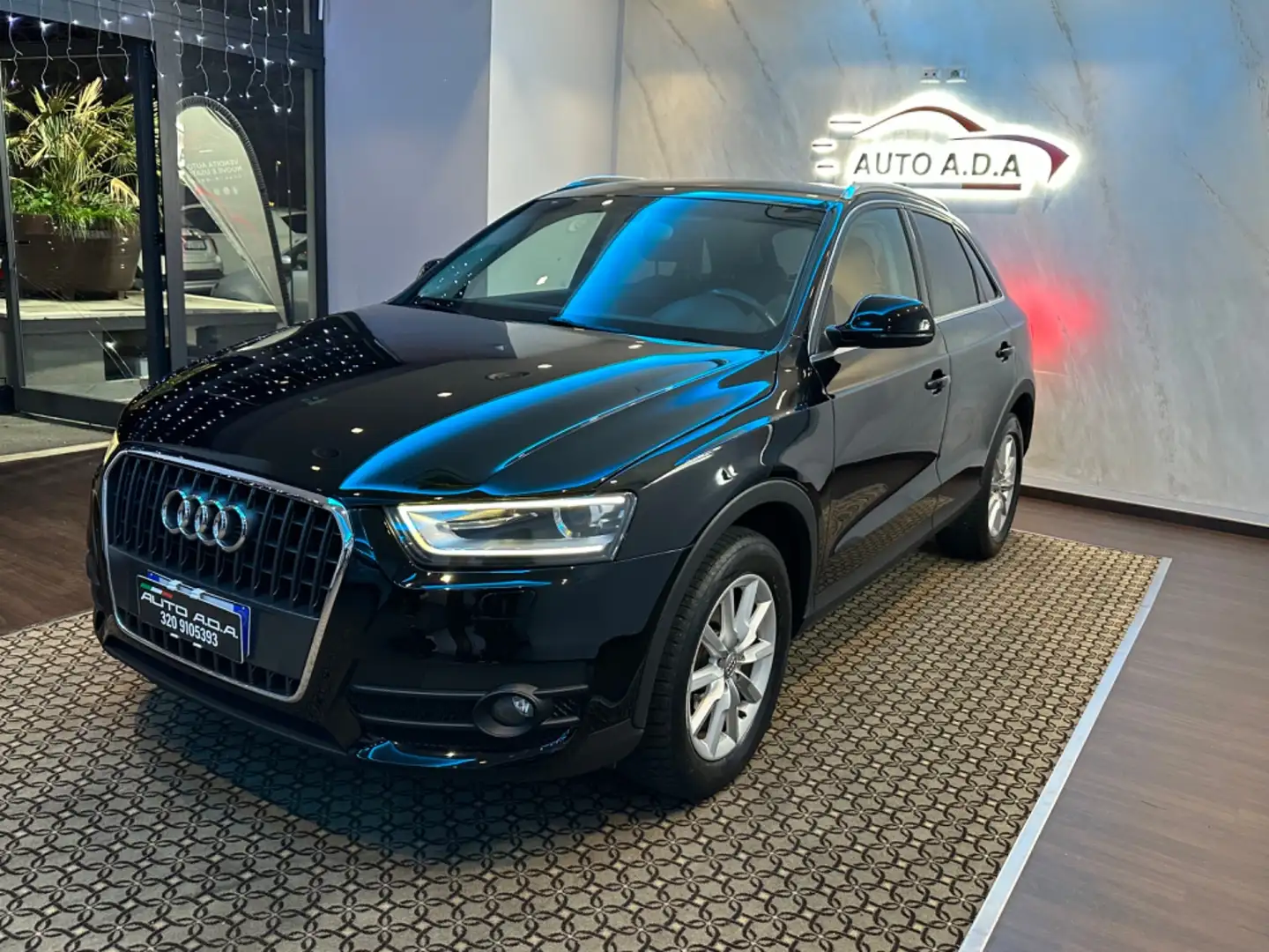 Audi Q3 2.0 TDI 150 CV Business Nero - 2