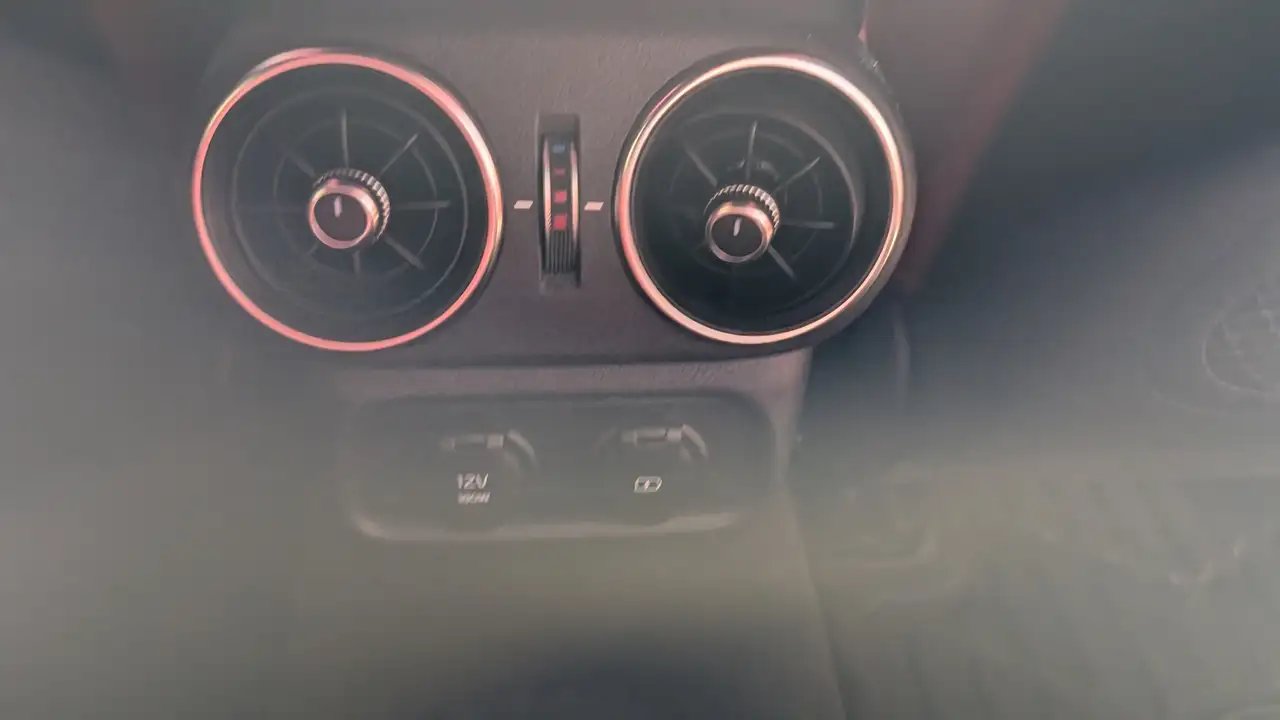 Kia Stinger снимка Kia Stinger