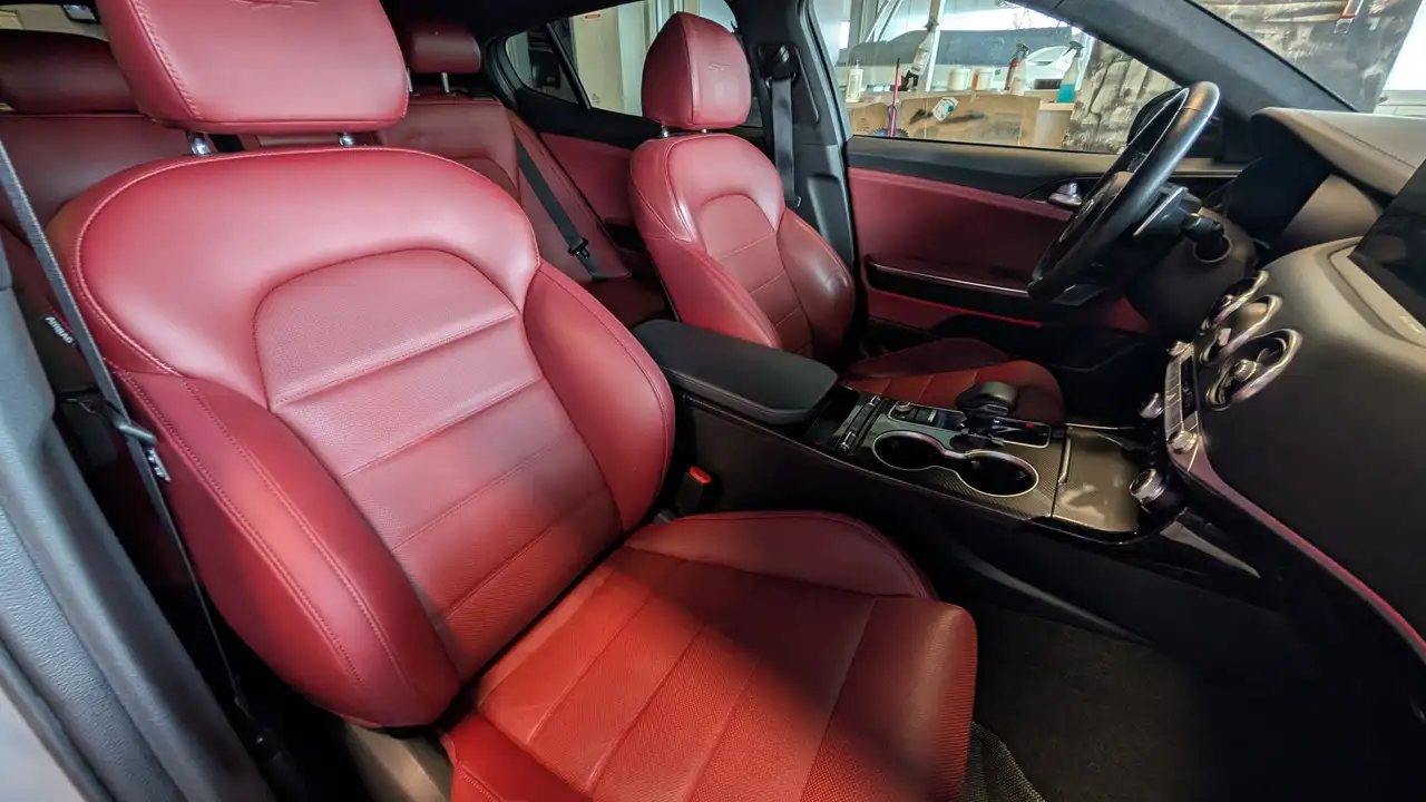 Kia Stinger снимка Kia Stinger